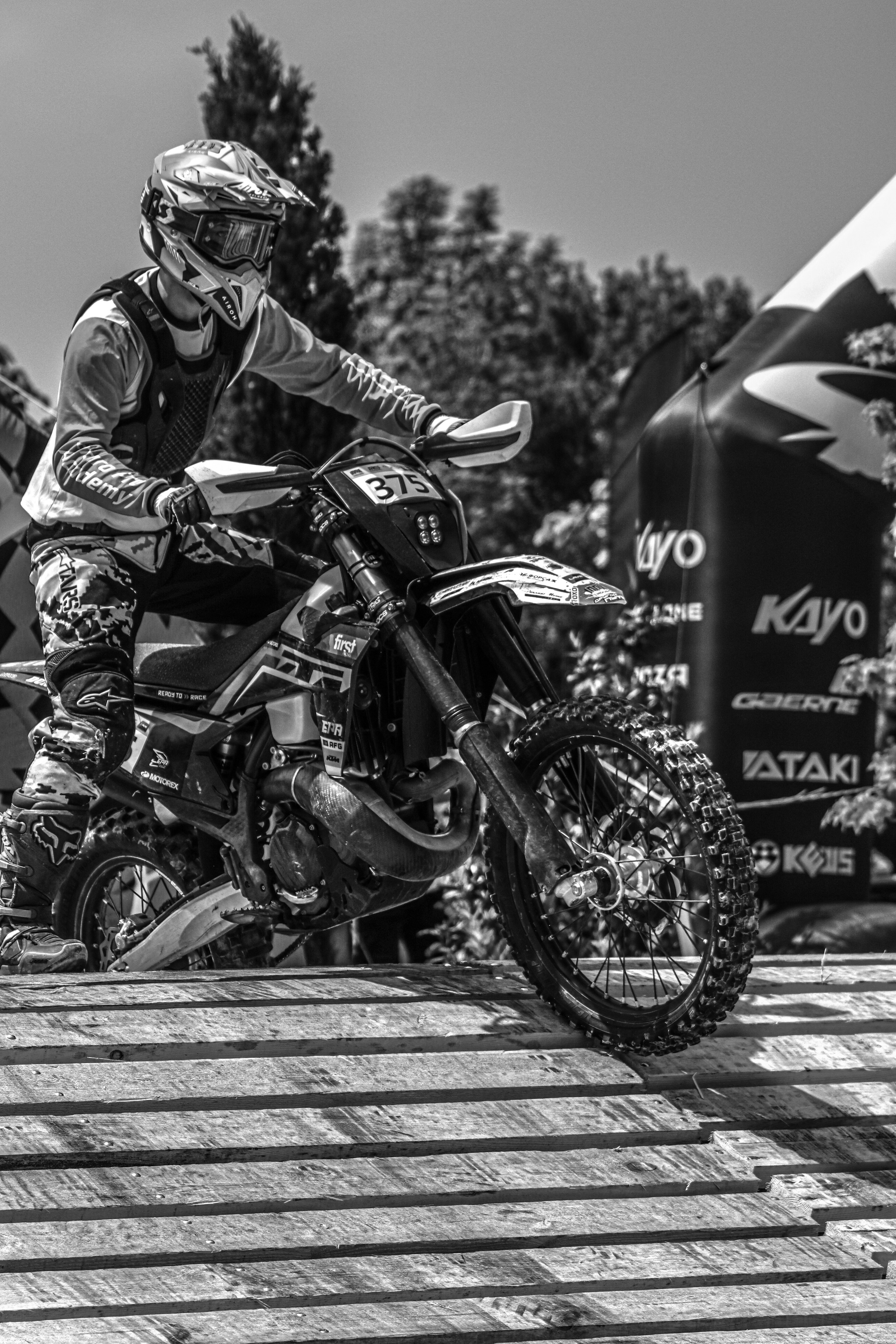 Enduro. Ivaladimirovna1995.wfolio.pro