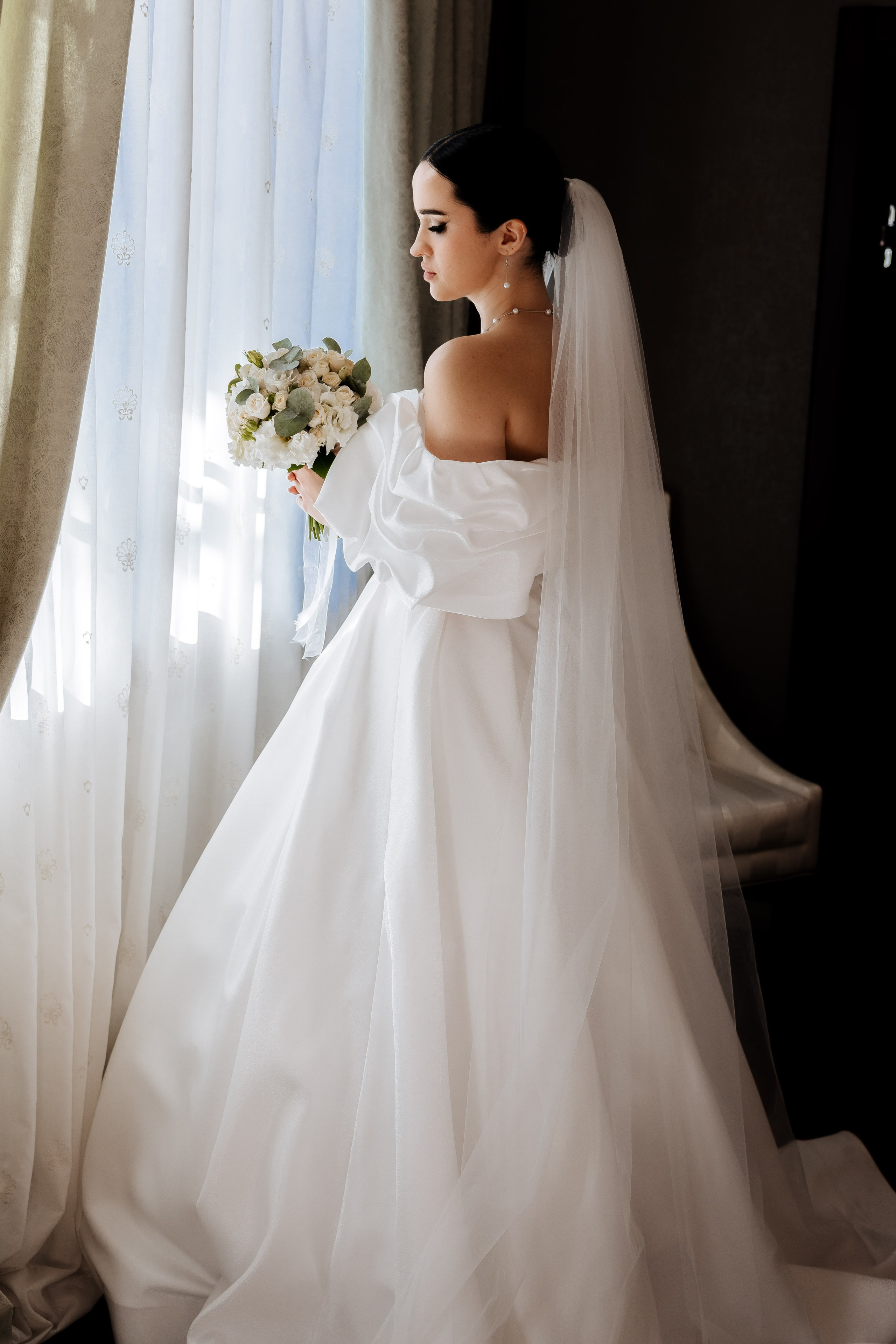 Свадебные съемки. Профессиональный фотограф и видеооператор