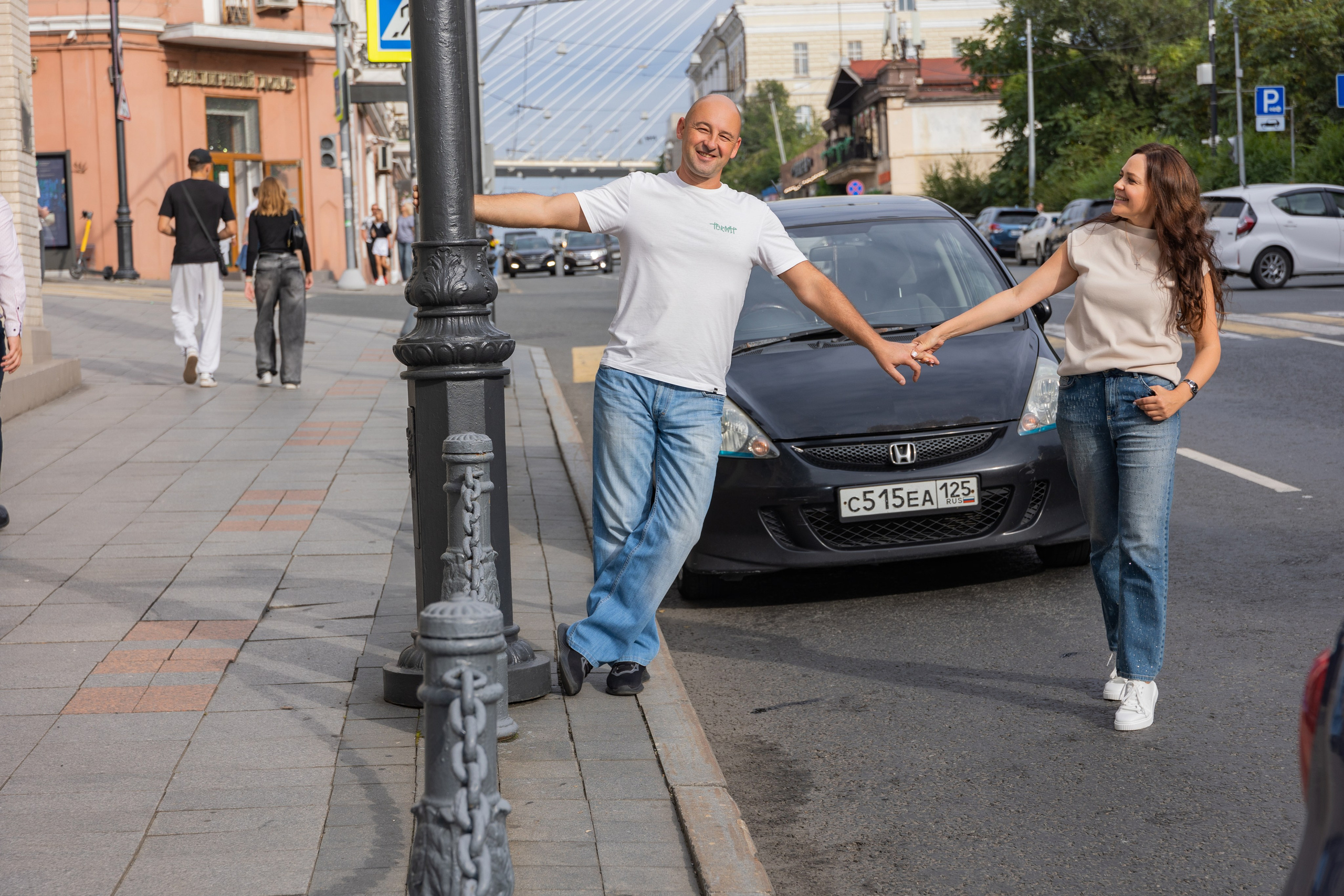 Владивосток, индивидуальная фотосессия, семейная фотосессия, фотосессия, фото, фотосессия для семьи, поза, позировка, фотография, женский портрет, дальний восток, портрет, малый дворик гума, гум