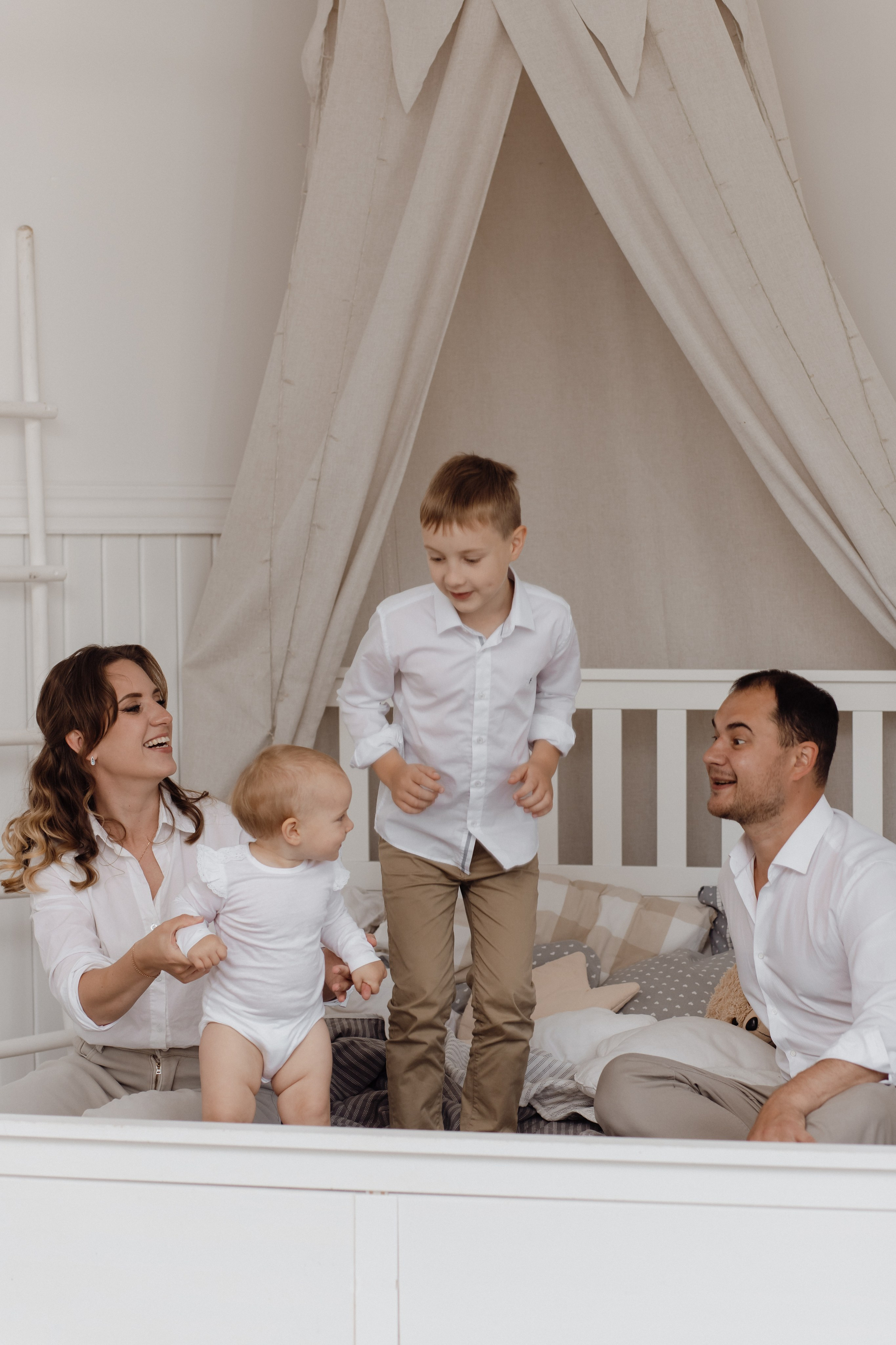 Для четверых. Семейный и свадебный фотограф в Челябинске Мария Леонтьева