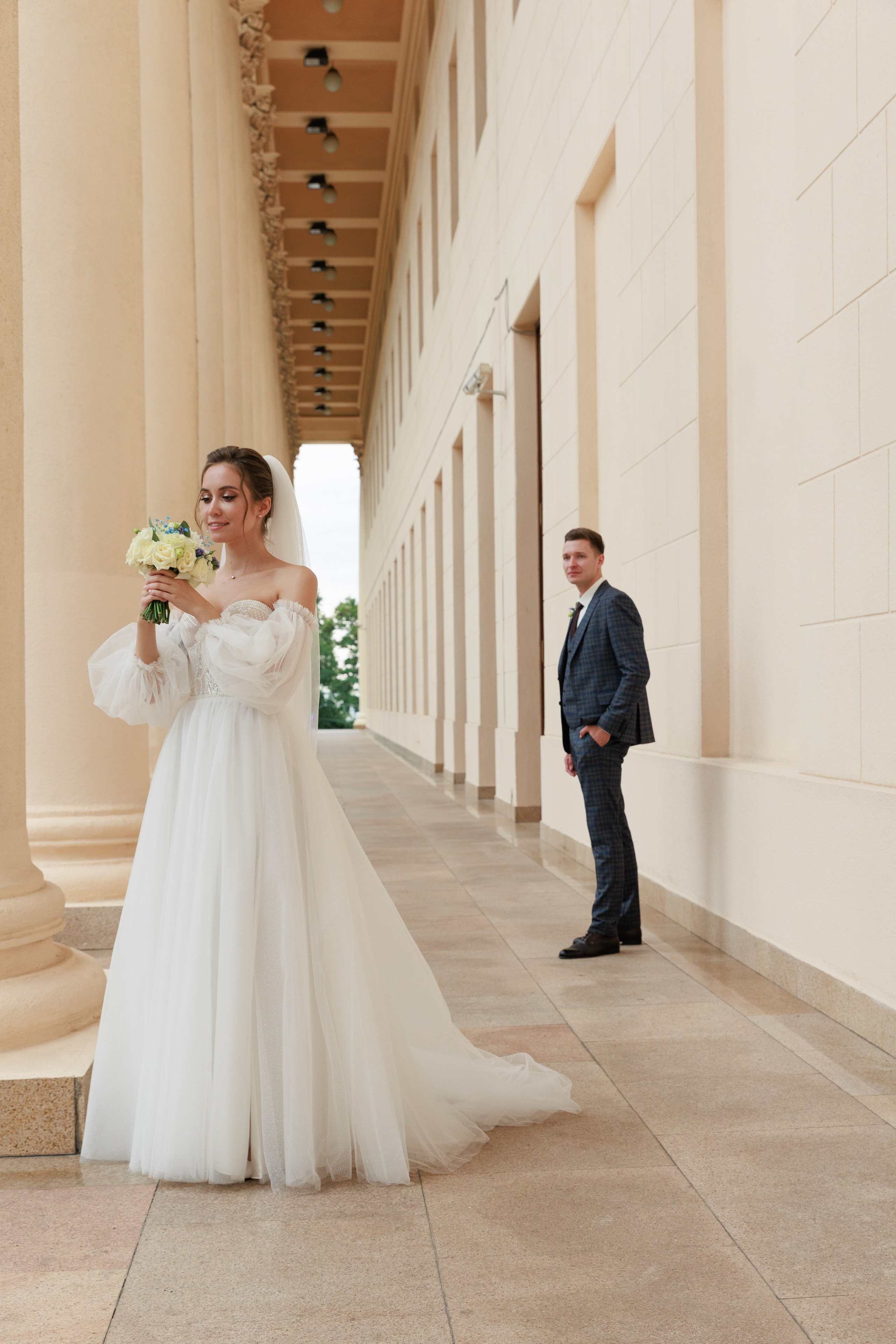 Зимний театр. Свадебный портретный фотограф видеограф Кирилл Соборный в Сочи Адлере