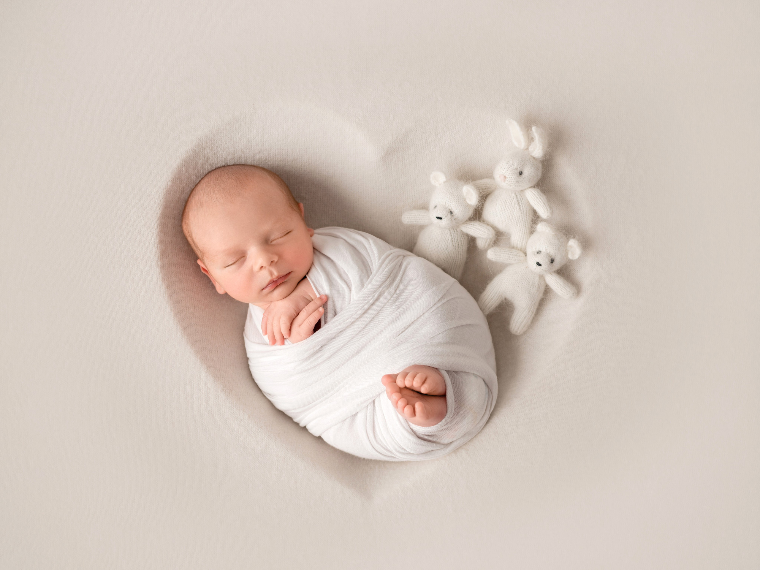 Новогодняя съёмка новорожденных в Краснодаре 2024. Фотограф новорожденных Краснодар Малышенко Надежда