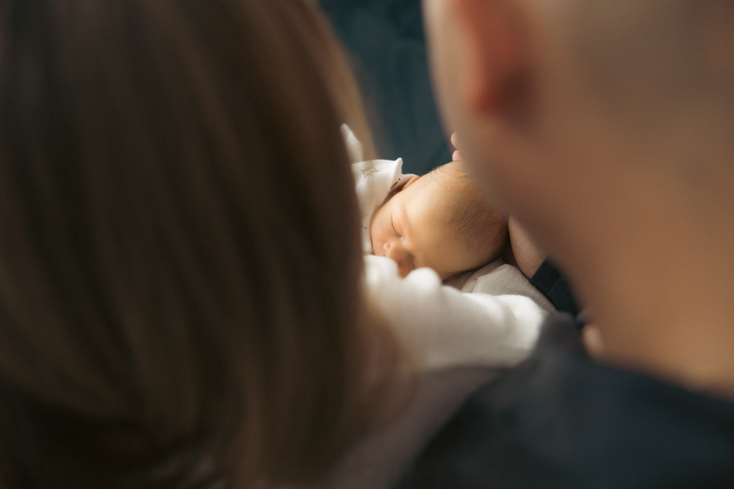 Съемка Fresh — заказать фотосессию новорожденных в первые дни жизни в роддоме или дома. Фотографы на роды в Москве. Фото и видео родов. Фотопроект «Продолжение рода»