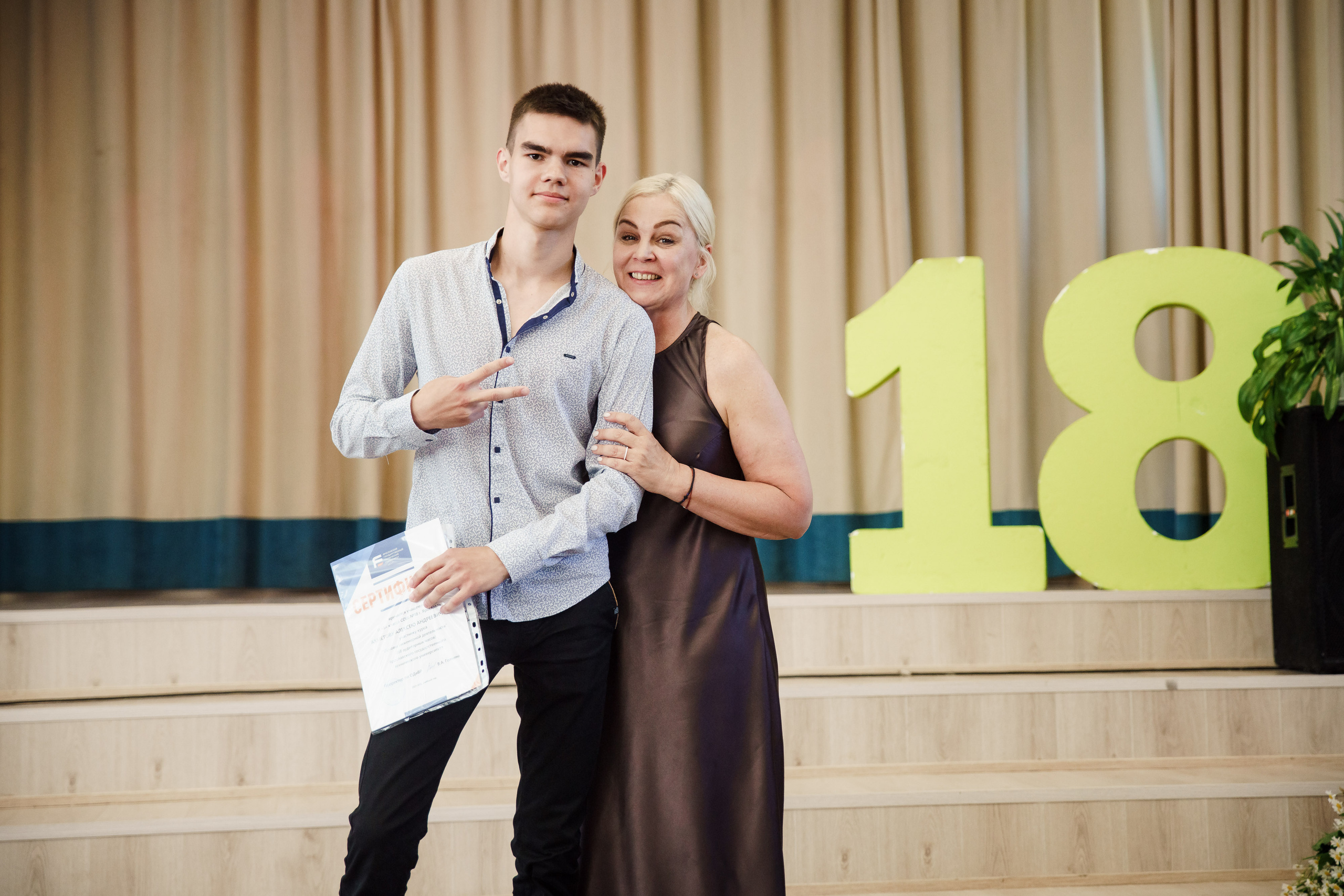 Выпускной 11 классы — 18 школа г. Ярославль. Репортажный фотограф Сергей Сажин г. Ярославль