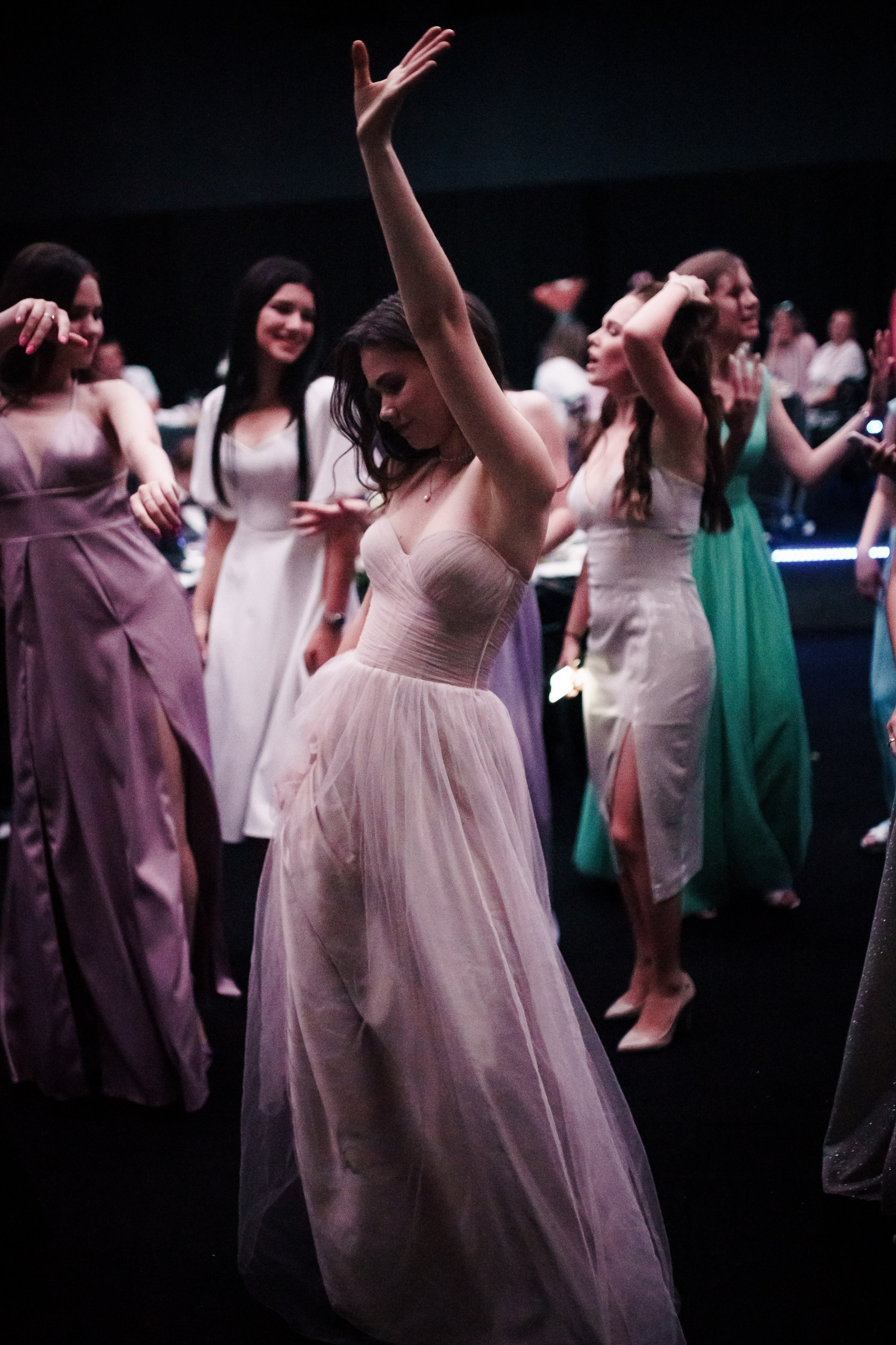 Выпускной 11 классы — 18 школа г. Ярославль. Репортажный фотограф Сергей Сажин г. Ярославль