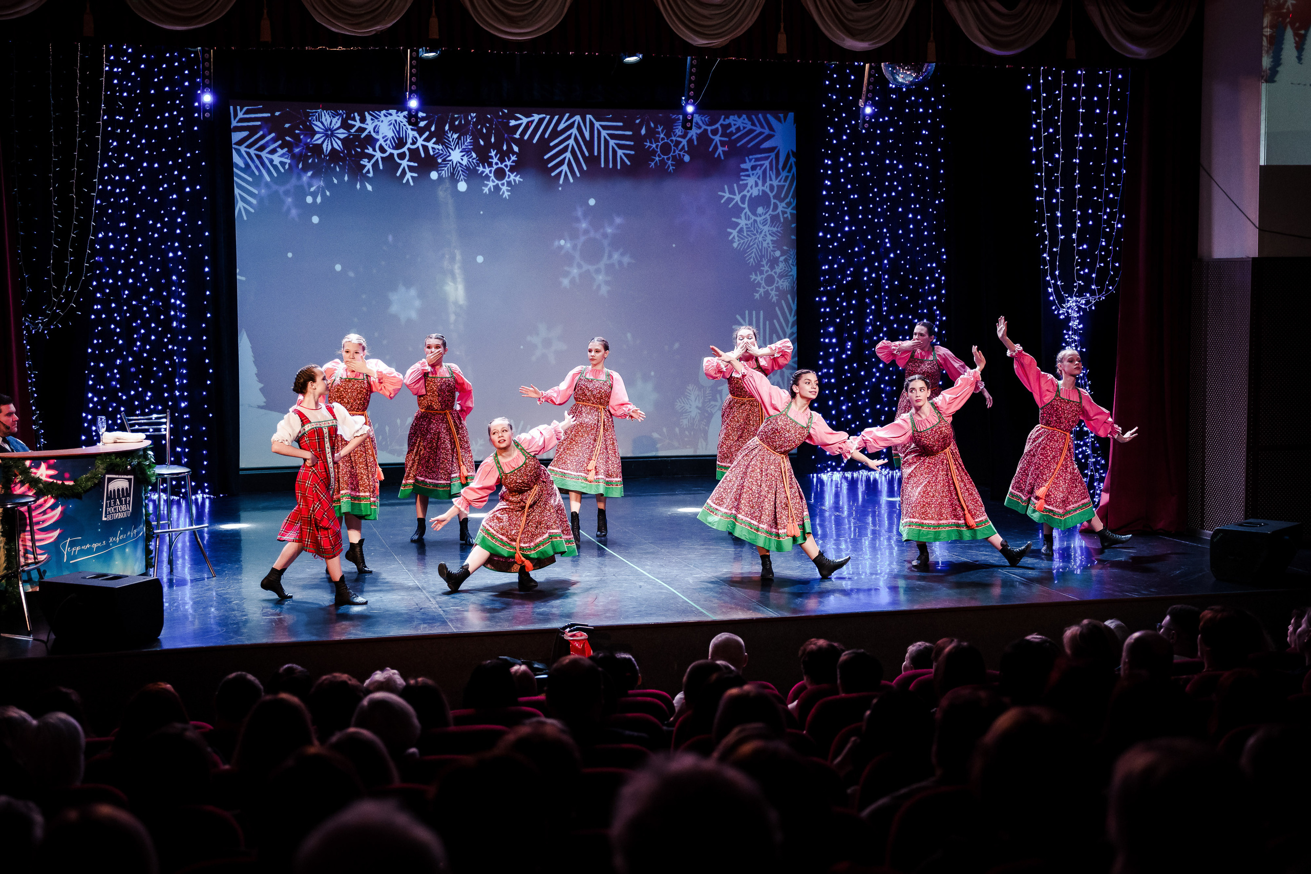 Новогодний концерт в Театре Ростова Великого. Репортажный фотограф Сергей Сажин г. Ярославль