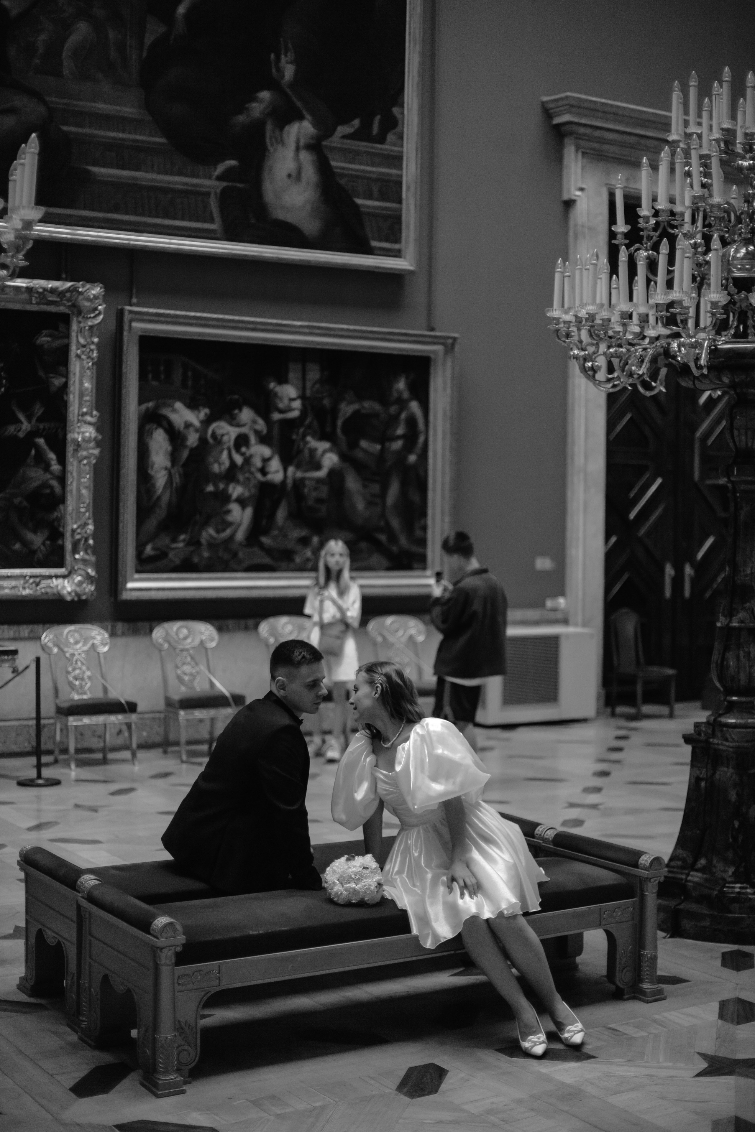 Дождь, жара и Эрмитаж. Свадебный и семейный фотограф Арина Кулёва