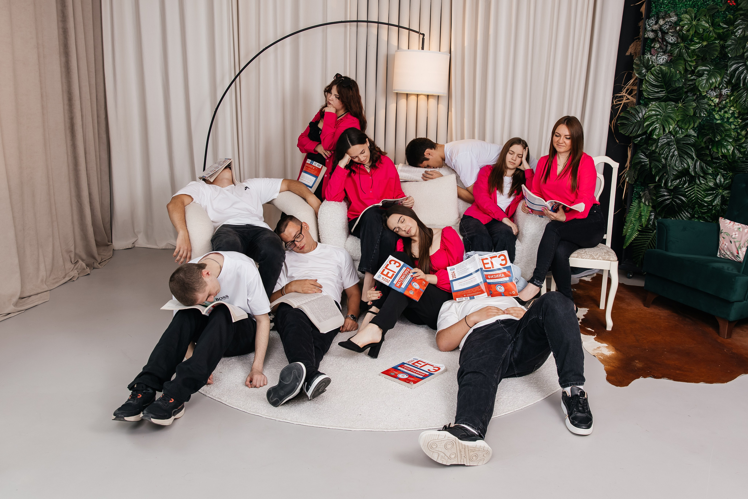 Фотосессия в старших классах Крымск. Фотограф Любава Колесник. Выпускные альбомы в Крымском районе