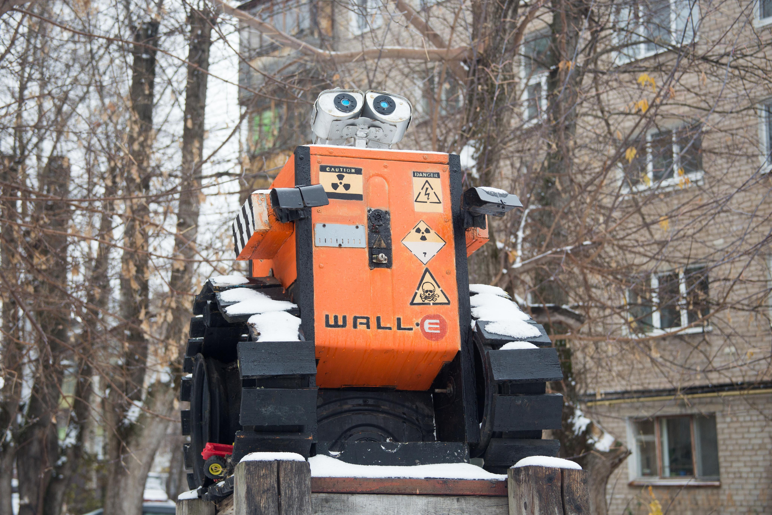 Экскурсия по дворам Мотовилихи в Перми. Фотограф Никита Попов. Фотограф Пермь. Фотосессия в фотостудии Перми и на свежем воздухе