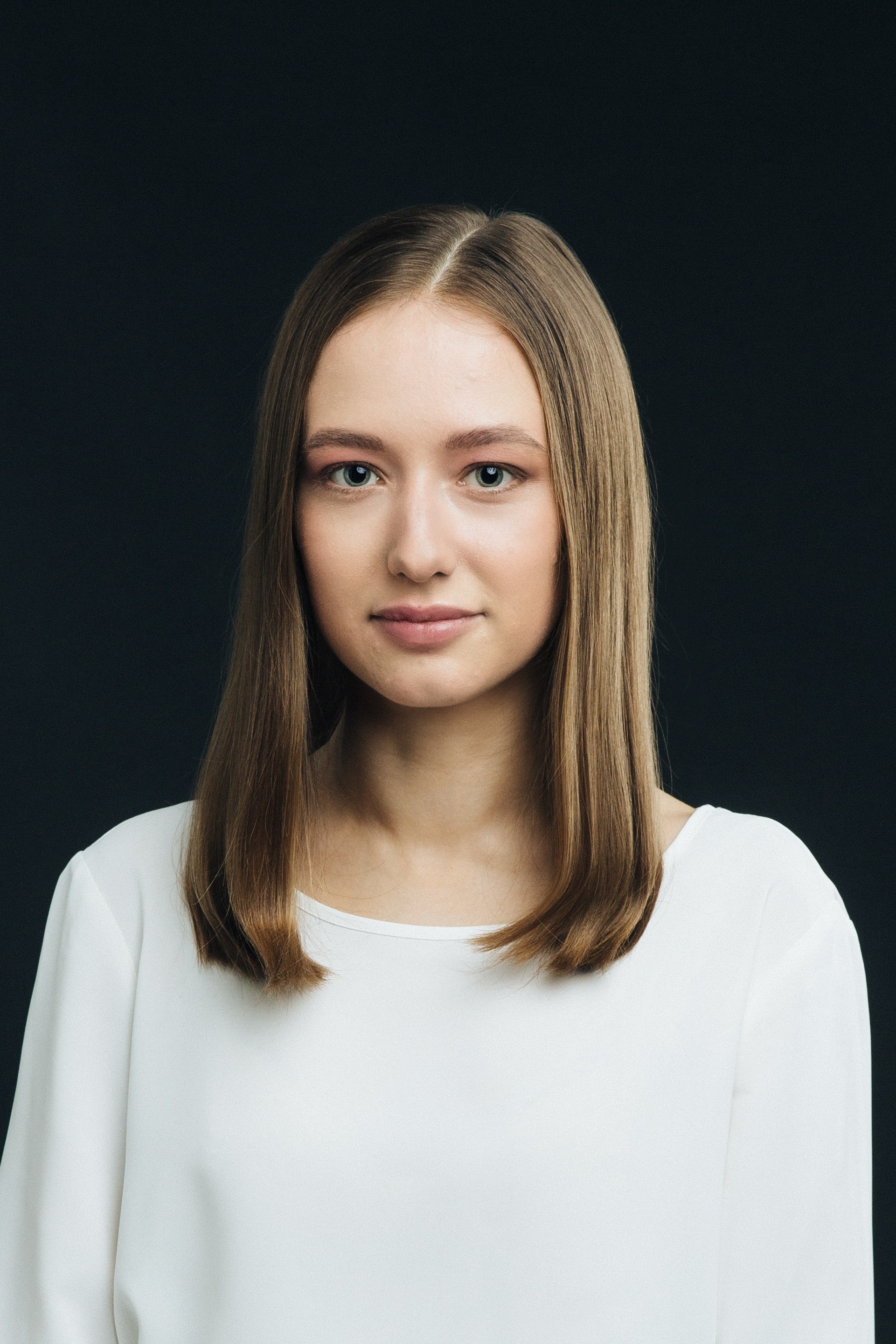 Бизнес портрет мужской и женский руководителя. КонТайм: профессиональная съемка для организаций