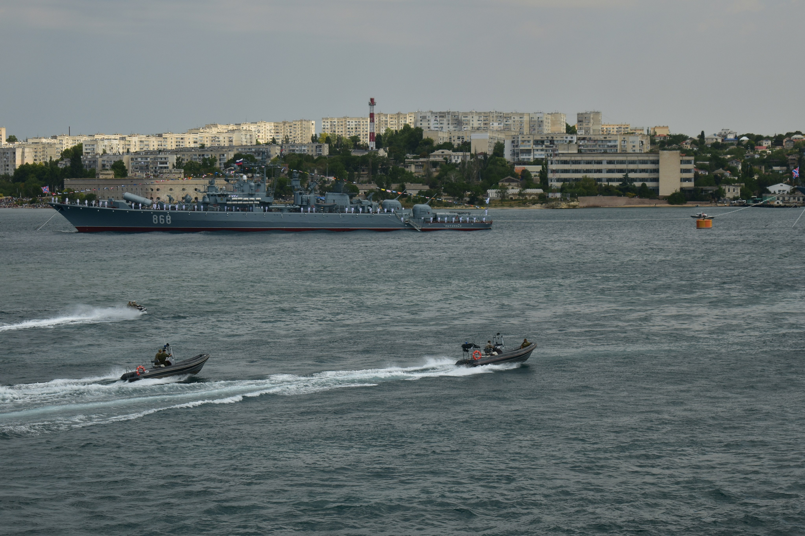 Парад ВМФ. Фотограф-ретушер в Крыму Юля Лобурец