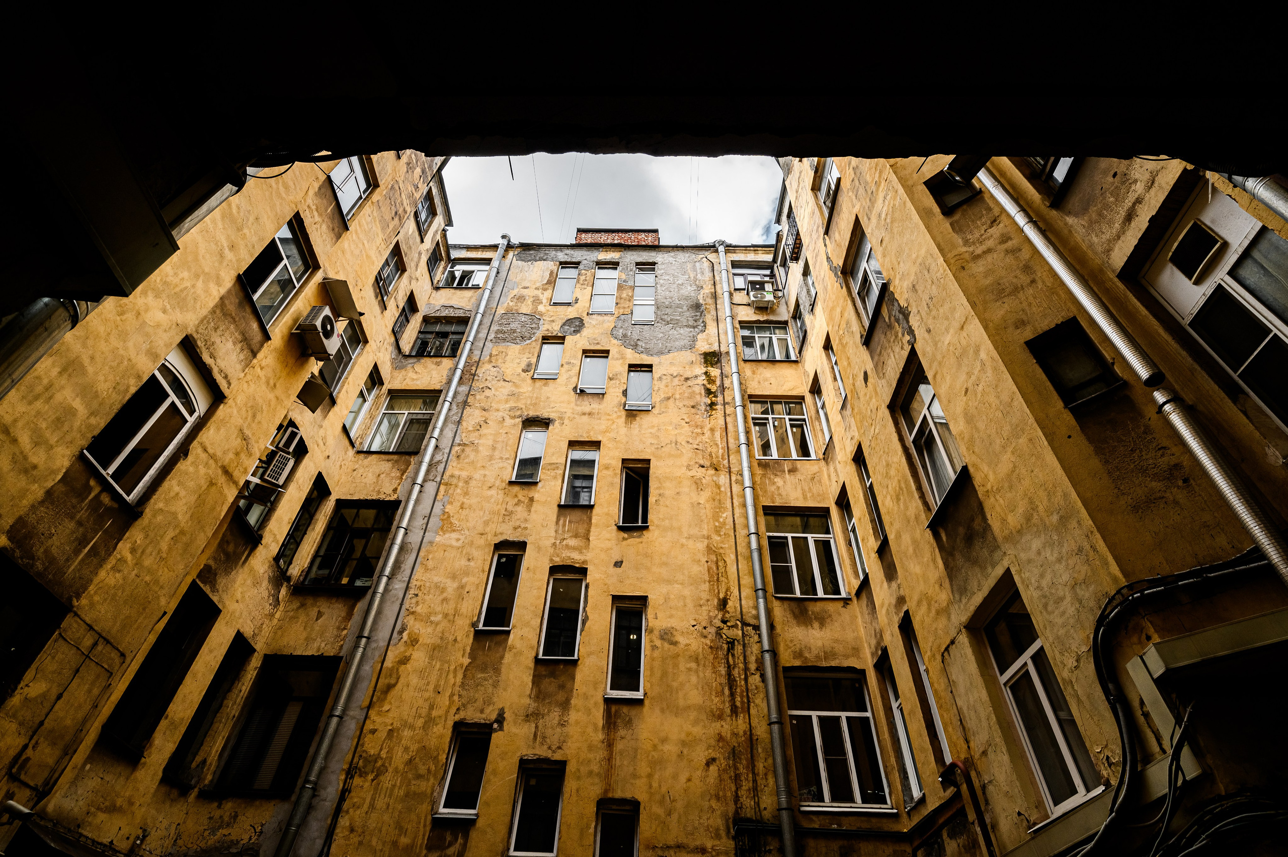 Большой проспект П.С., 70-72