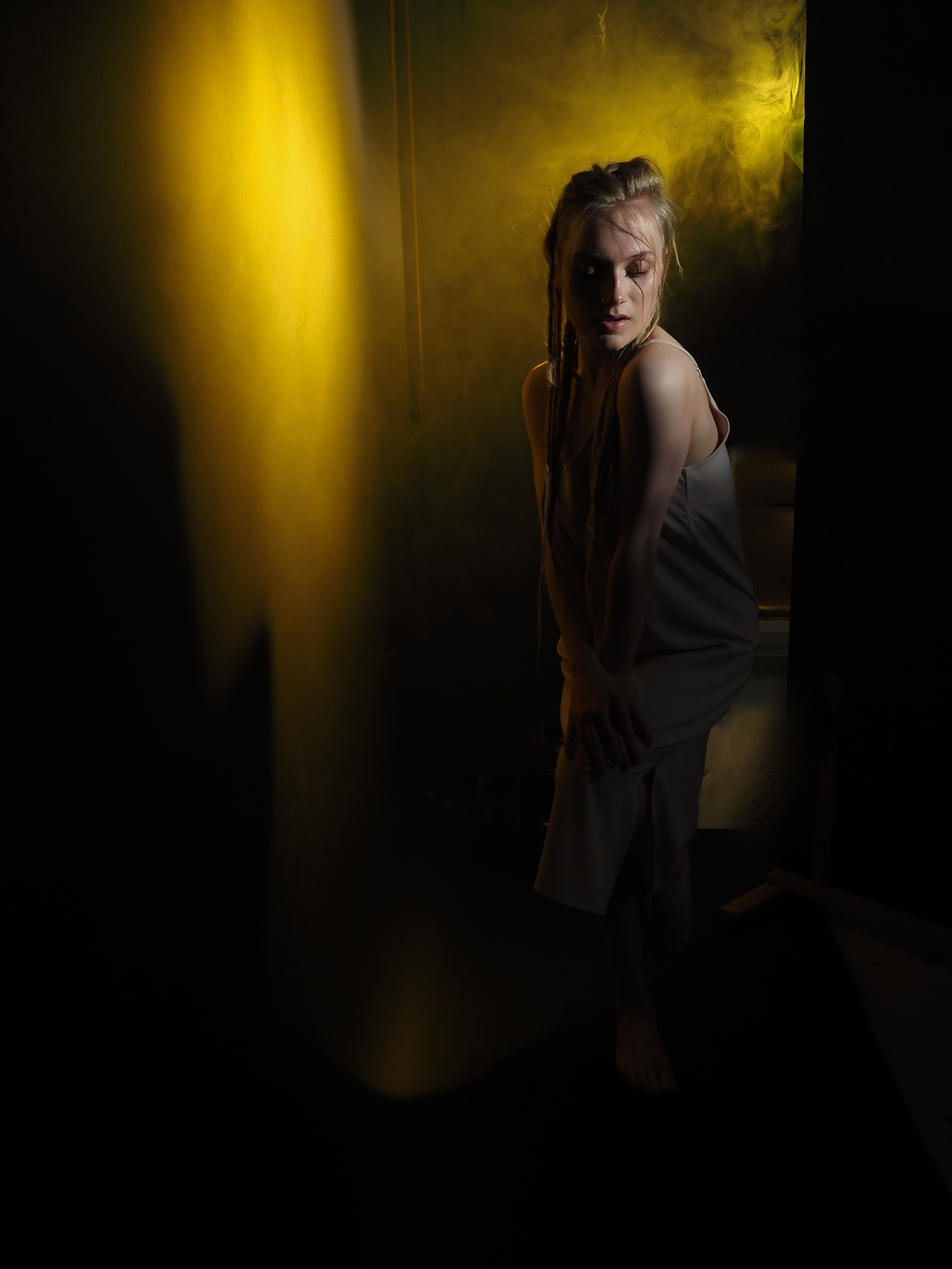 Студийный свет — дым. Фотограф Рязань. Семейный Свадебный фотограф