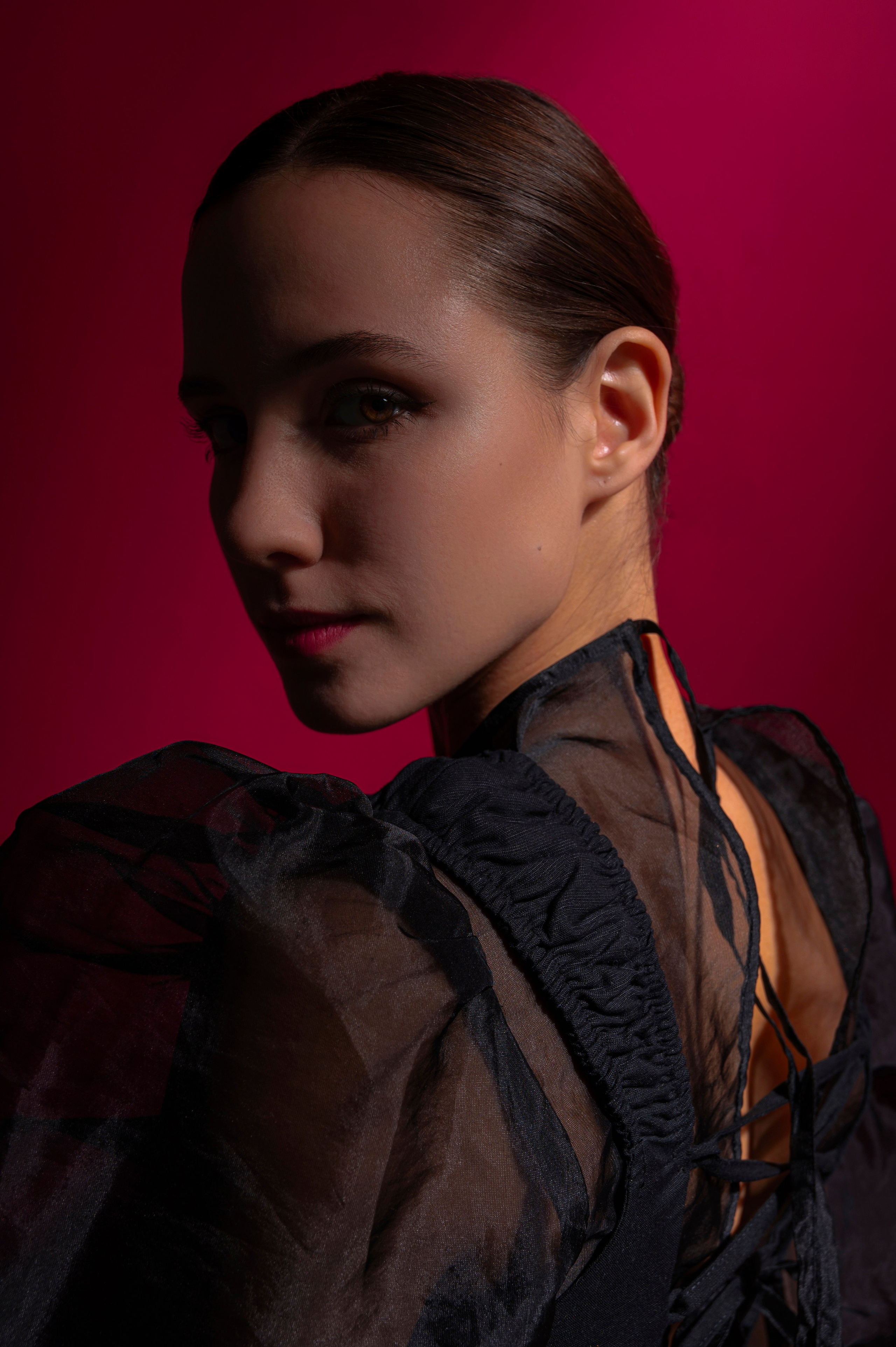 Студийная съемка для актрисы Анастасии Черенковой. Портретный фотограф в Москве Ковалева Валентина