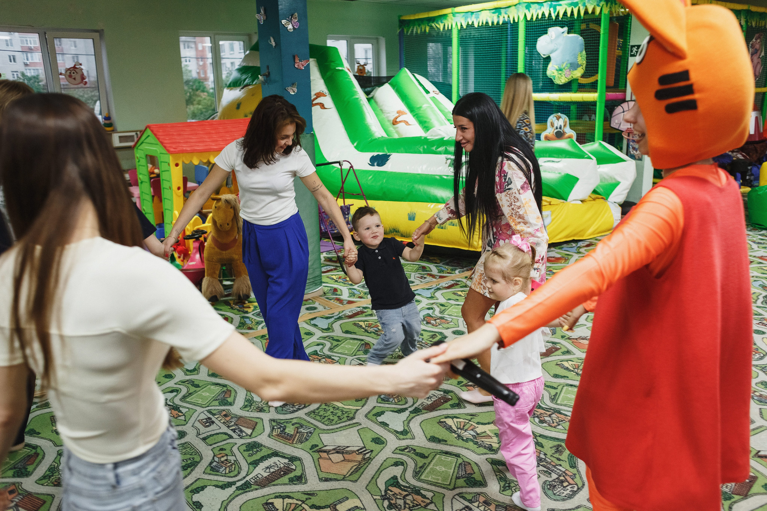 Волшебство Дня Рождения в Игровой Комнате Страна Чудес Таганрог. Свадебный и семейный фотограф в Таганроге Бакарюк Антон