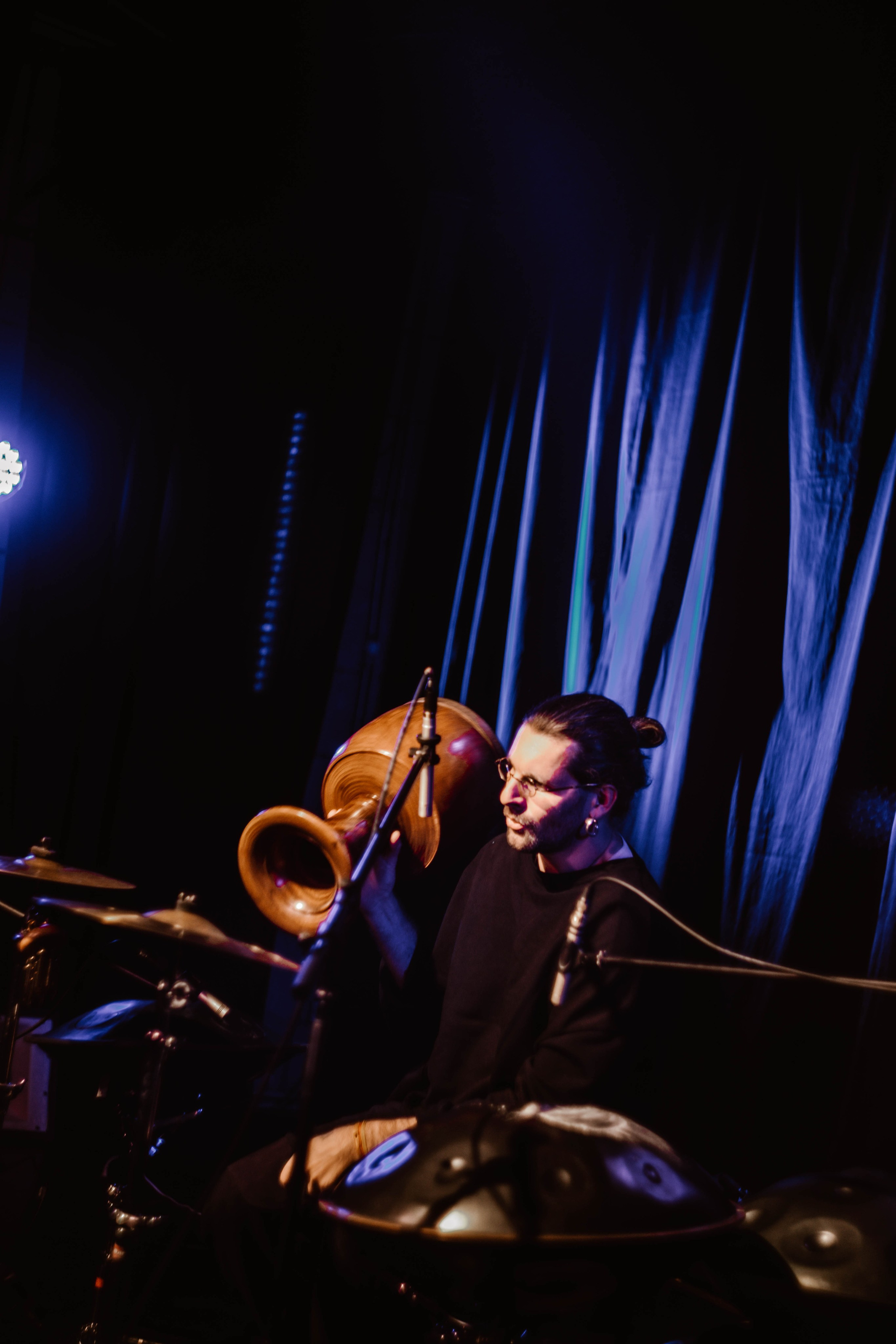 Кирилл Ошеров МАЯКОВКА, 10. Фотограф в Нижнем Новгороде