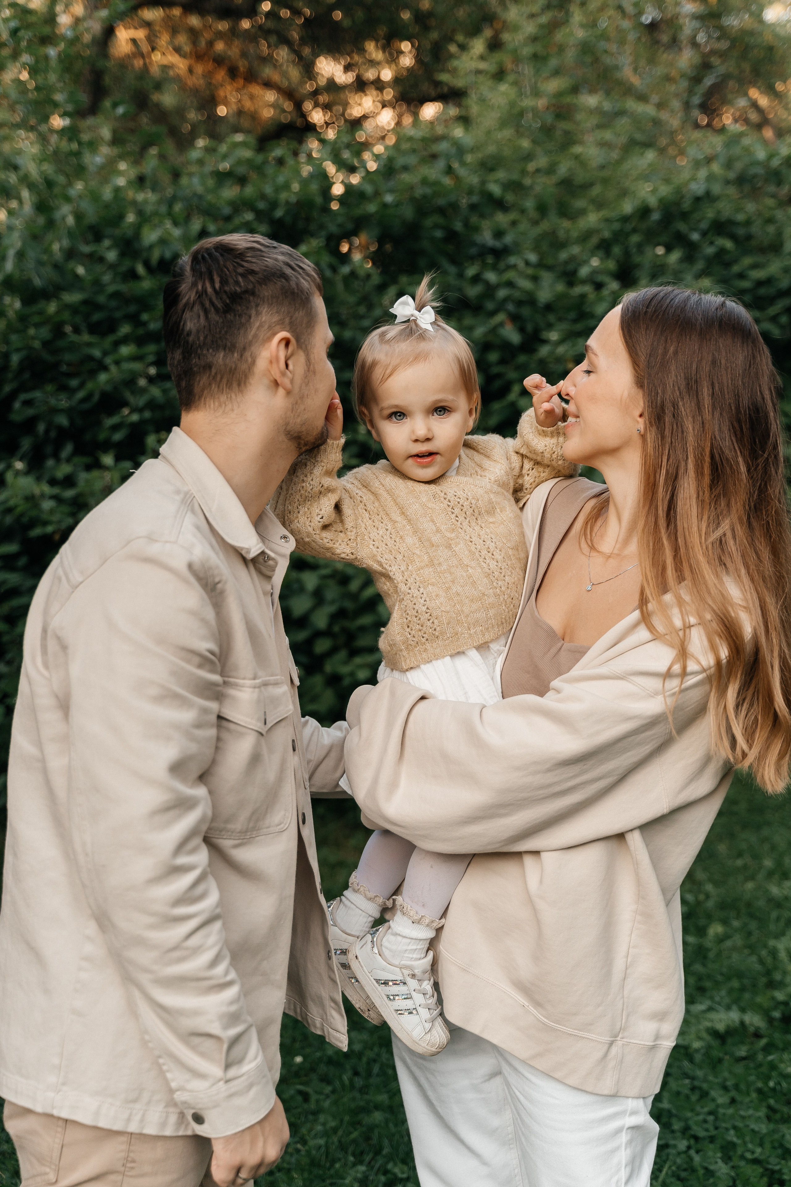 Лёша, Ксюша и Вика. Волик Мария