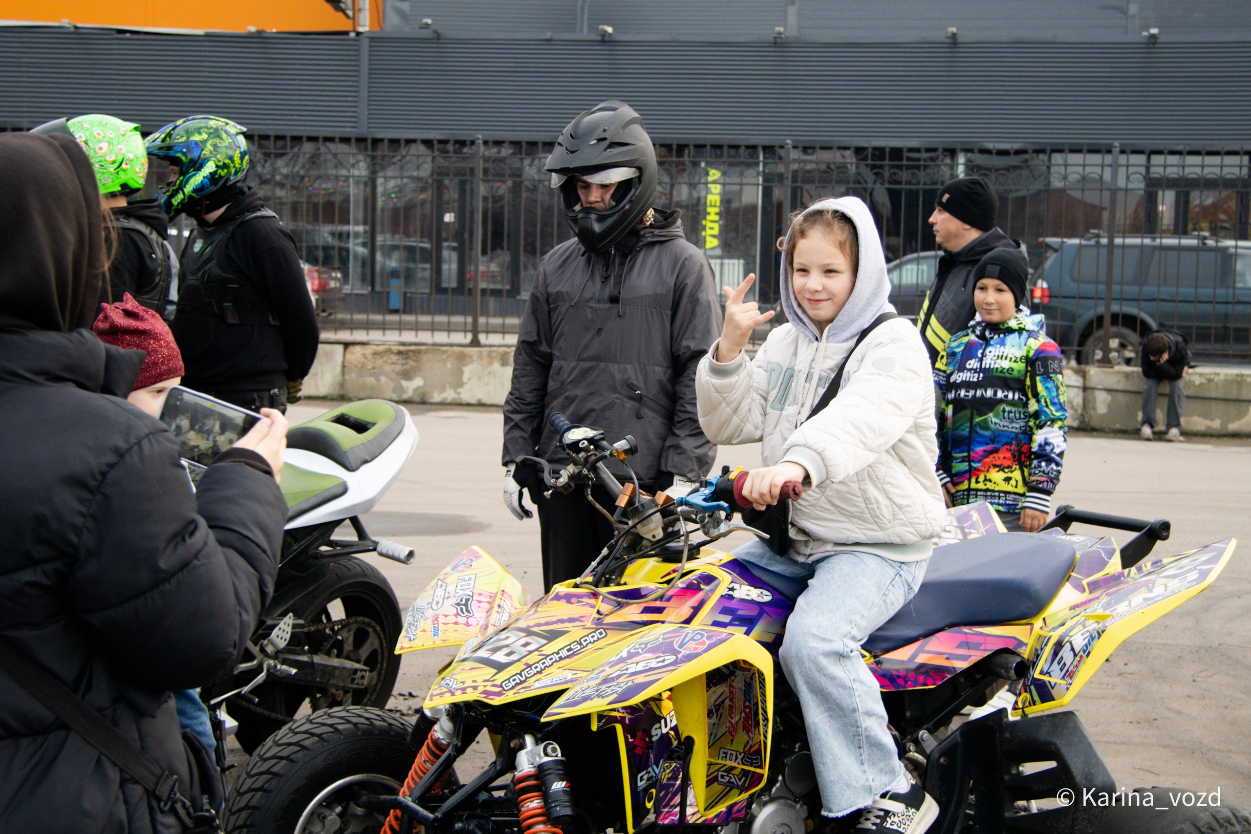 Выступление команды МОТО ШОУ SMT (Стантрайдинг, мотошоу). Репортажный фотограф в Москве и Зеленограде Karina-vozd