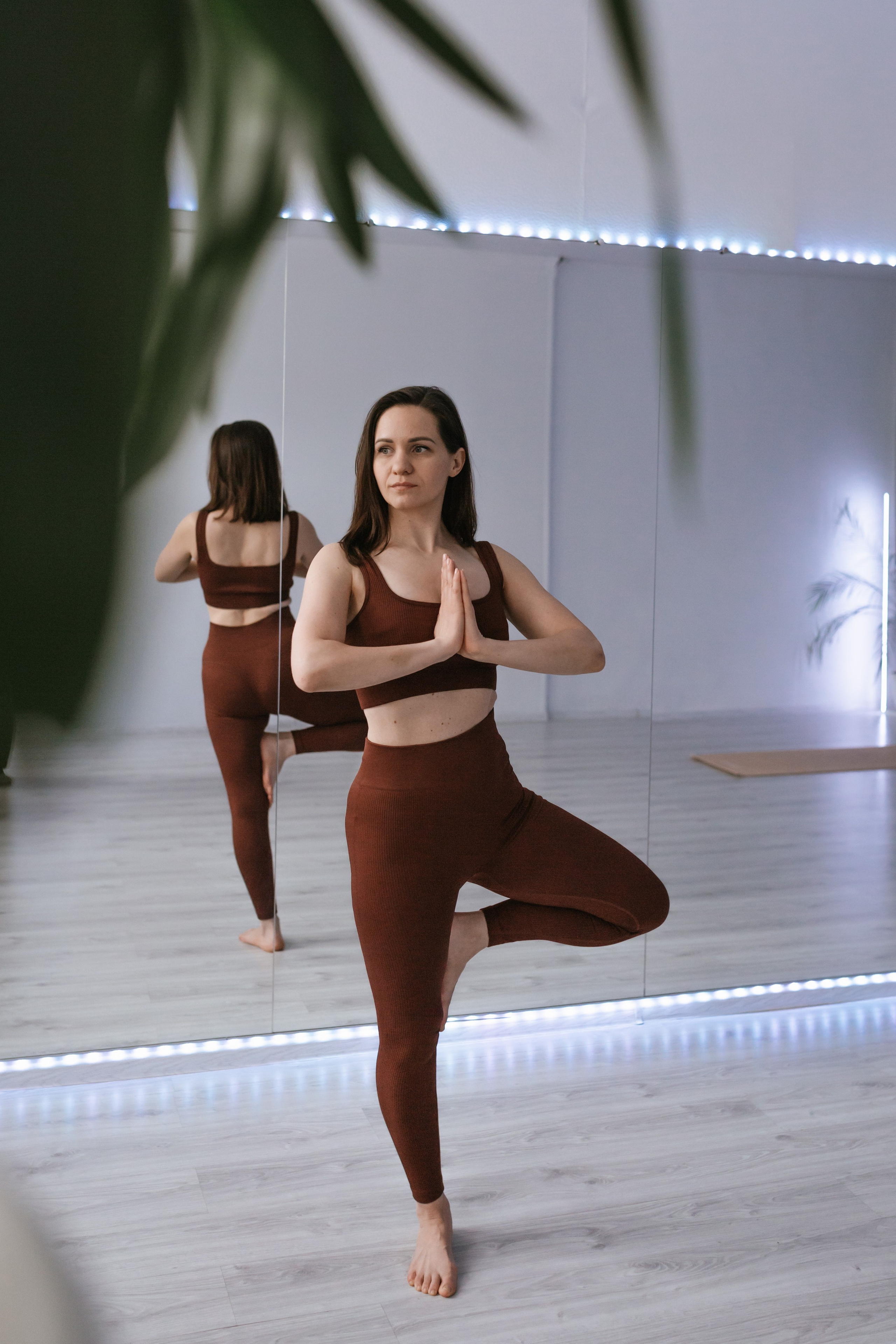 Студия йоги и растяжки SF studio. Свадебный и женский фотограф в Санкт-Петербурге Муртеева Екатерина