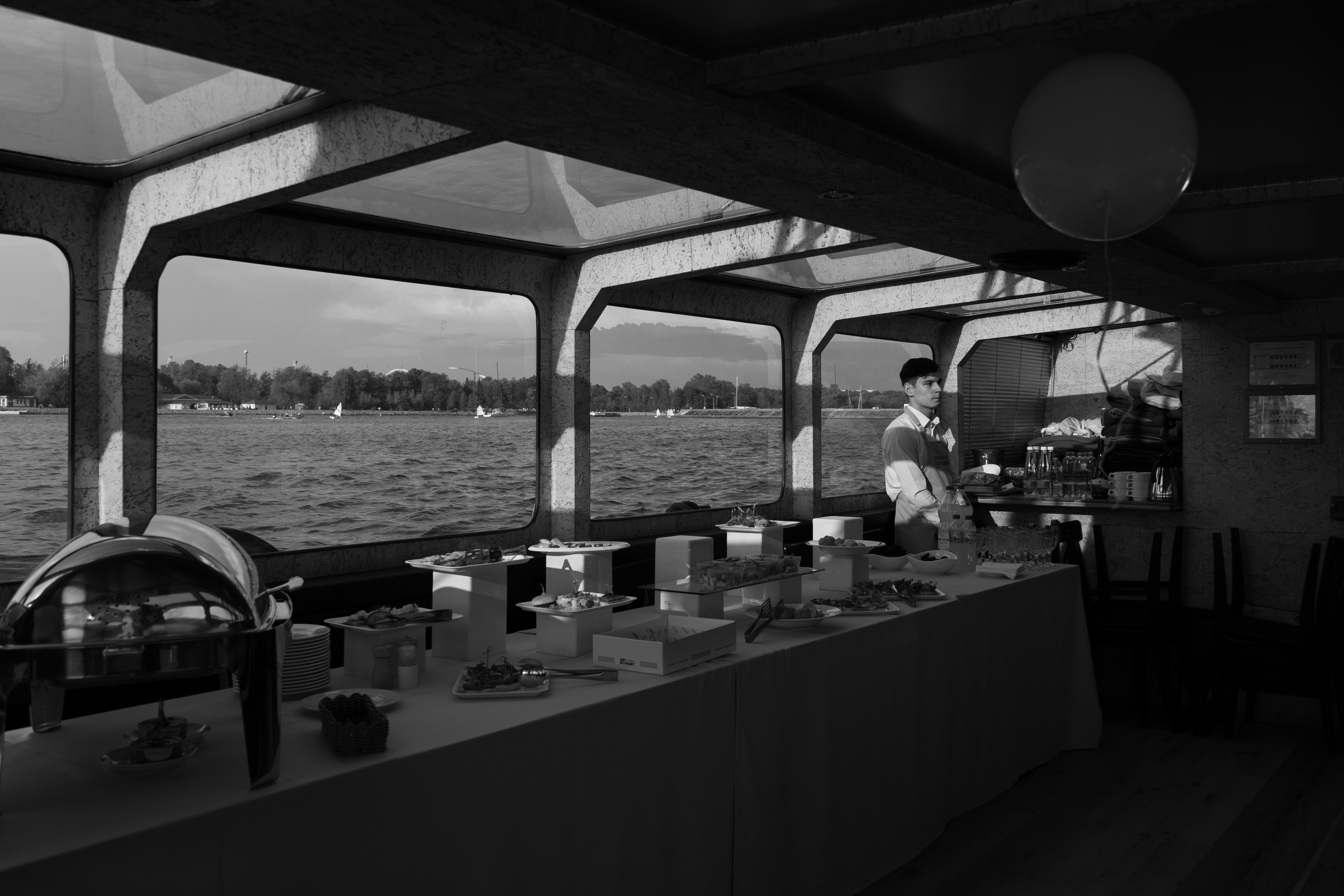 Выпускной на корабле. Фотограф Елизавета Потешкина