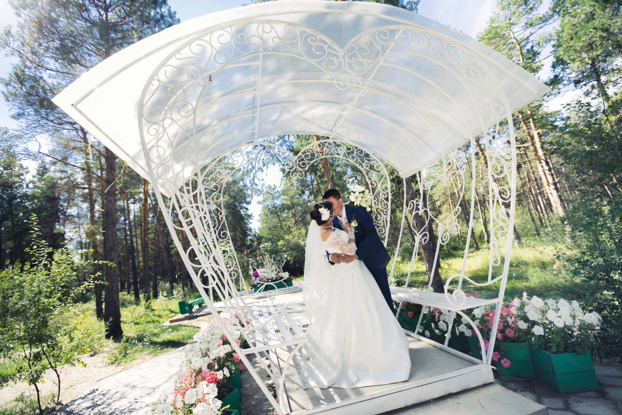 Летнее свадебное фото. Фотограф Надежда Куин, Якутск