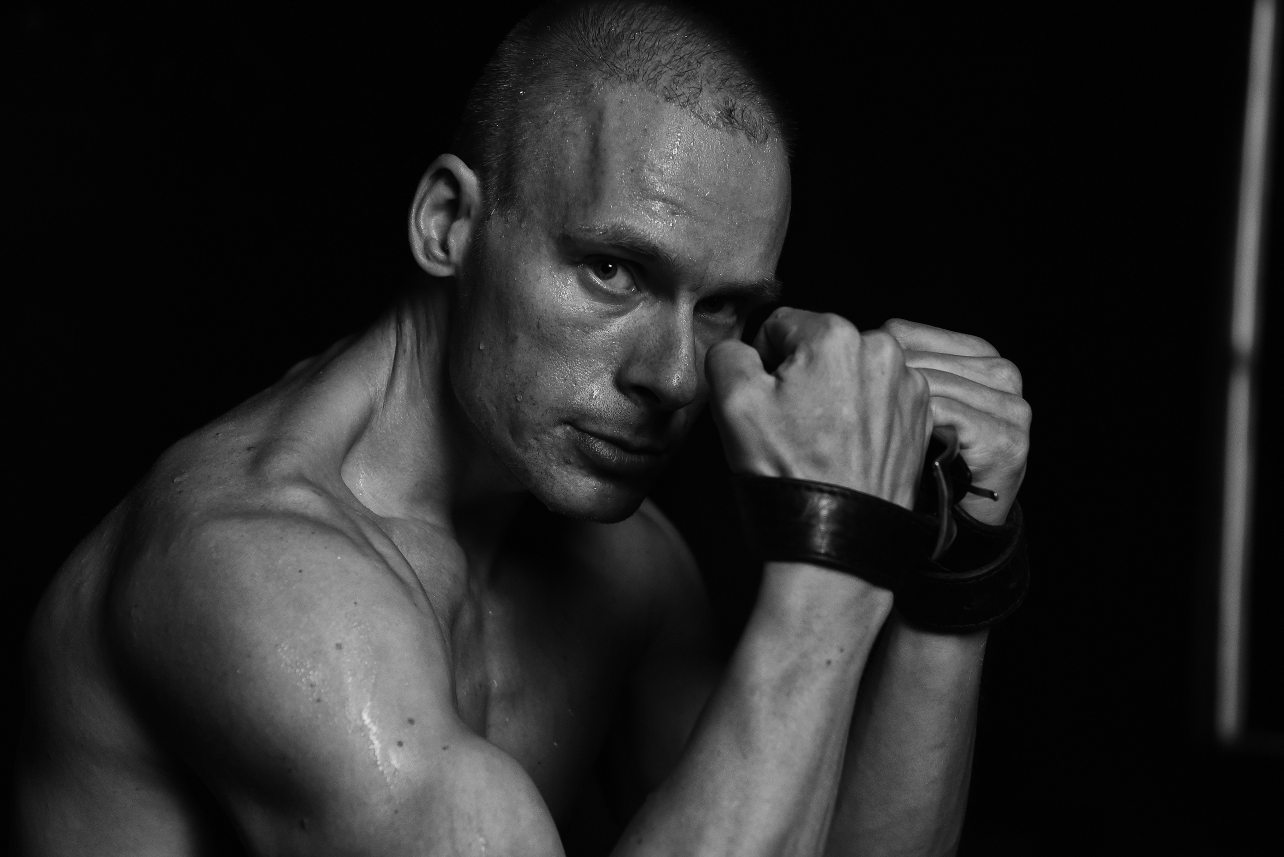 Slava. Фотограф Милена ЯновскаяМеня зовут Милена Яновская. Я фотограф и автор арт-фототерапевтических проектов