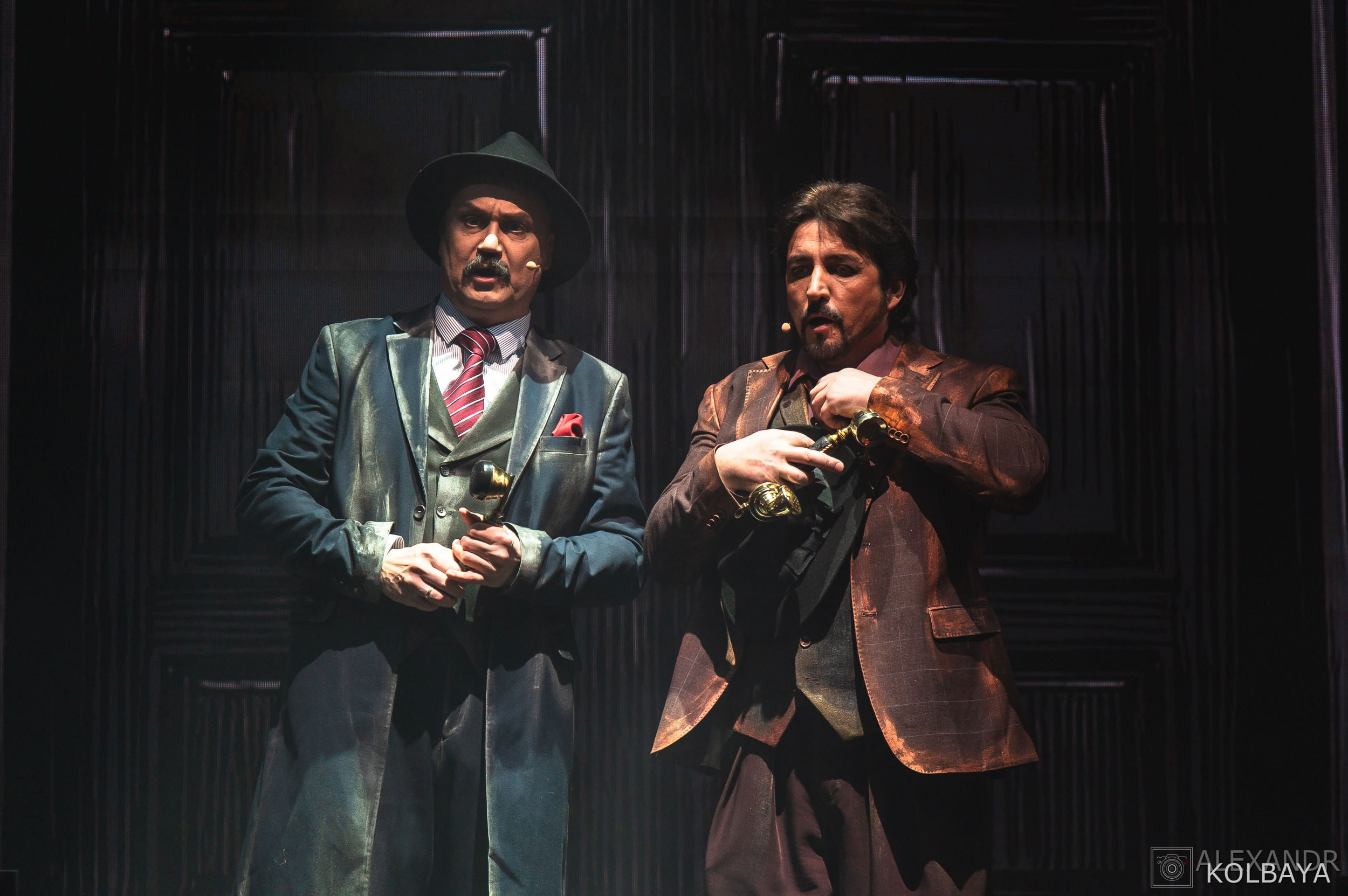 Фотографии со спектакля «Однажды в городе N». Концертный и театральный репортажный фотограф в Москве Александр Колбая