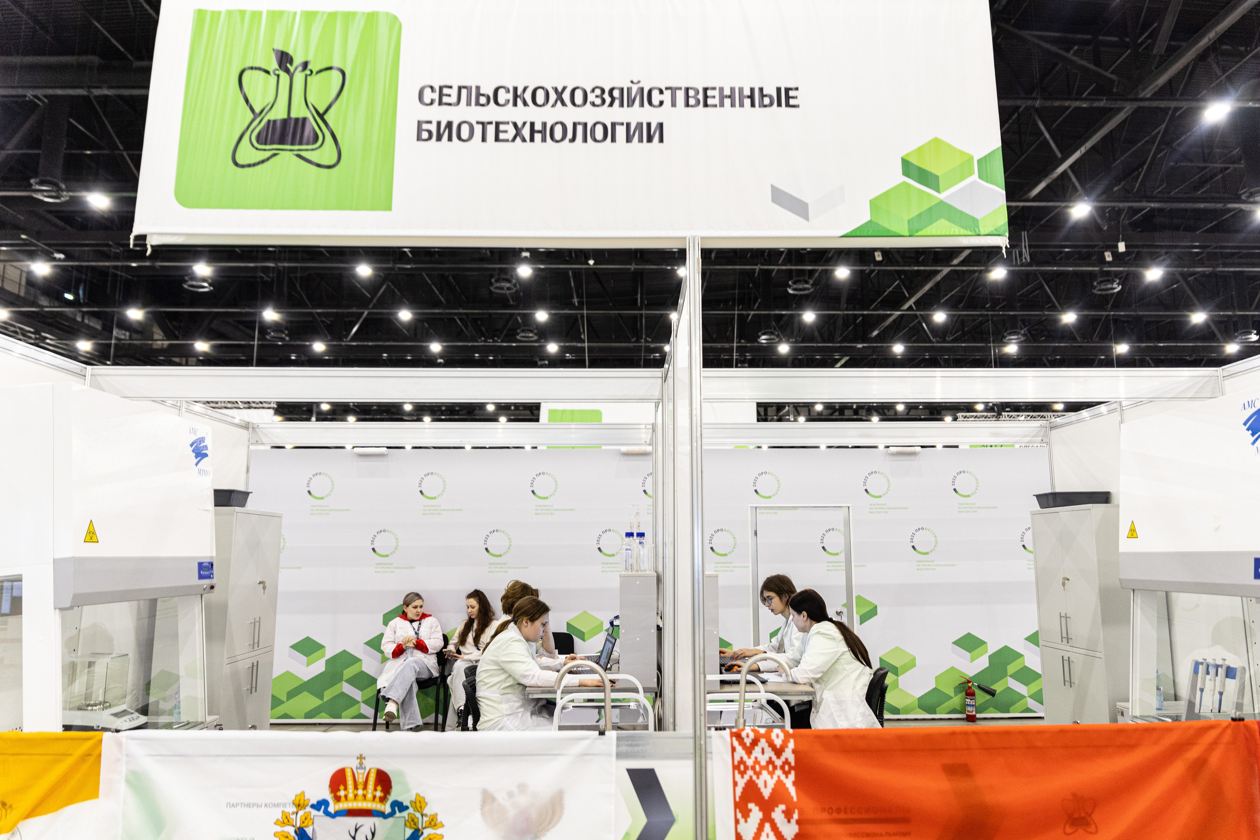 Репортаж. Привет, я Лиза, я  занимаюсь портретной фотографией всех направлений в Санкт-Петербурге