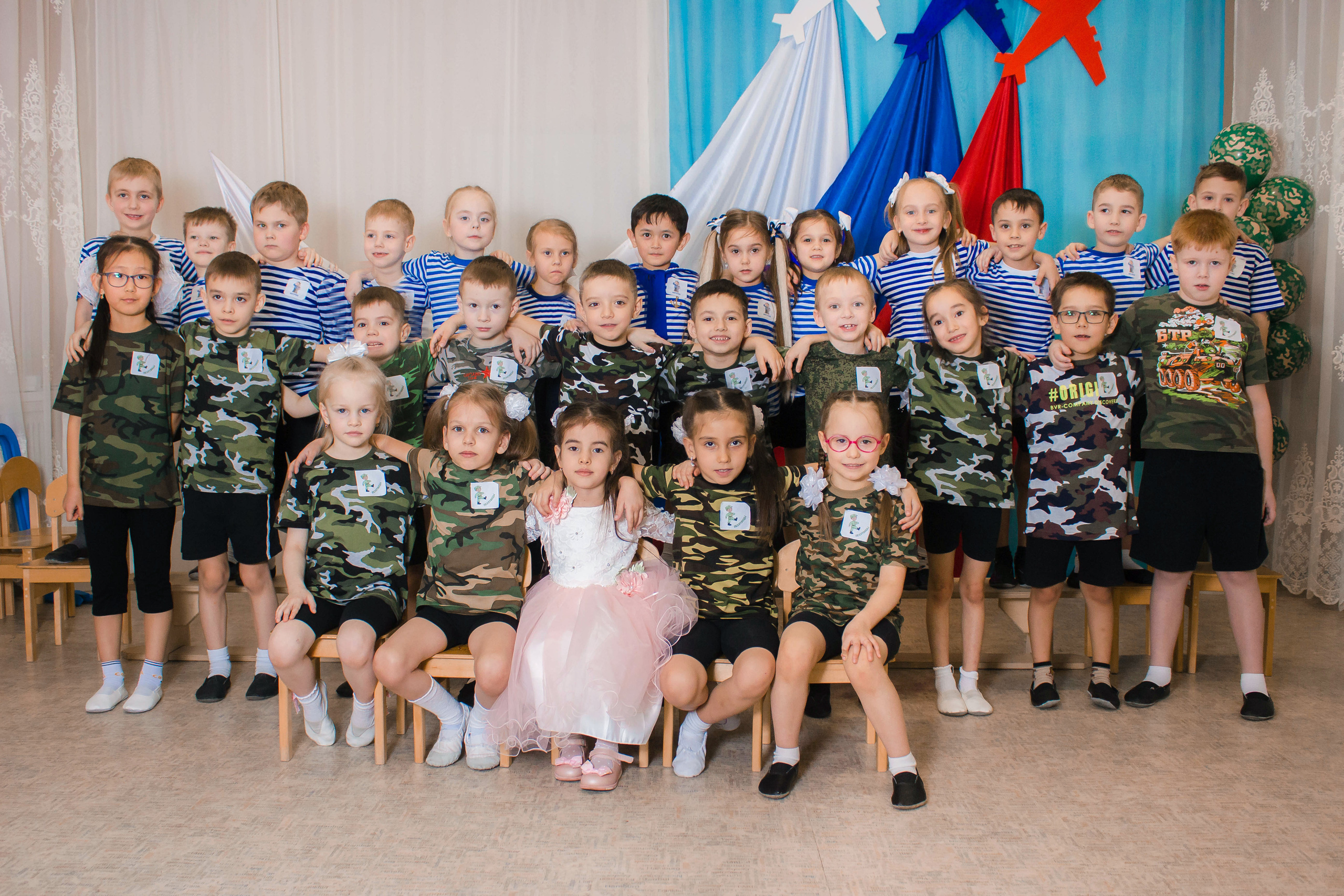 Выпускные альбомы  Axioma для детского сада. AXIOMA │ Выпускные альбомы в Иркуске. Альбом в подарок! Закажи сейчас!