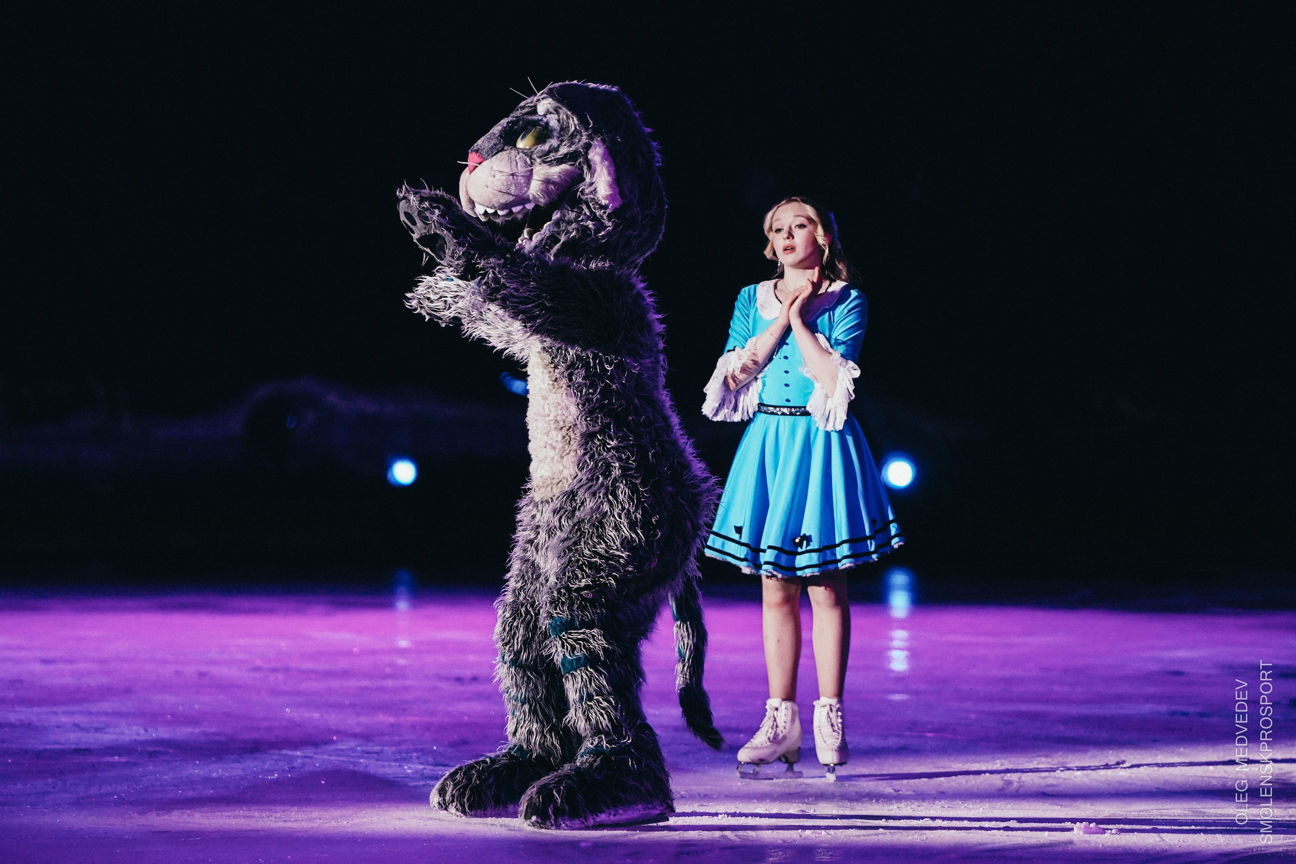 Алиса в стране чудес шоу на льду. Спортивный фотограф Олег Медведев | prosport67 | Смоленск