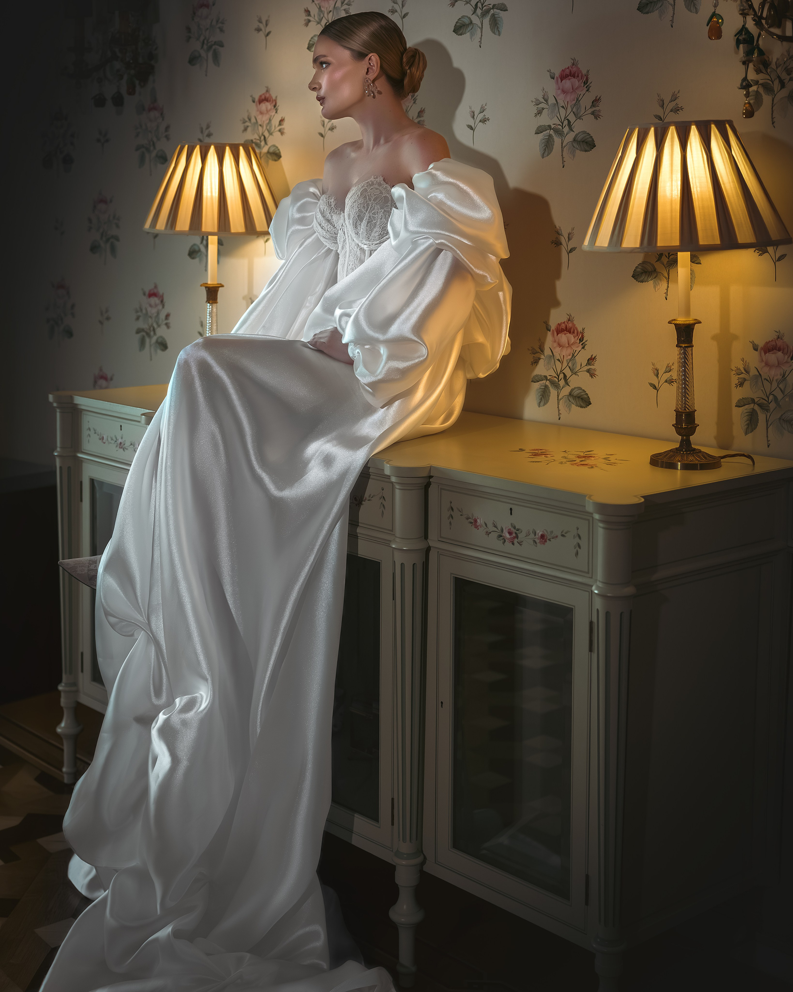 Ph: @serezhakos                                                                                               Retoucher: @retouch.komissarova                                                                                        Organizers: @workshops.photographers_msk @natasha_efii
