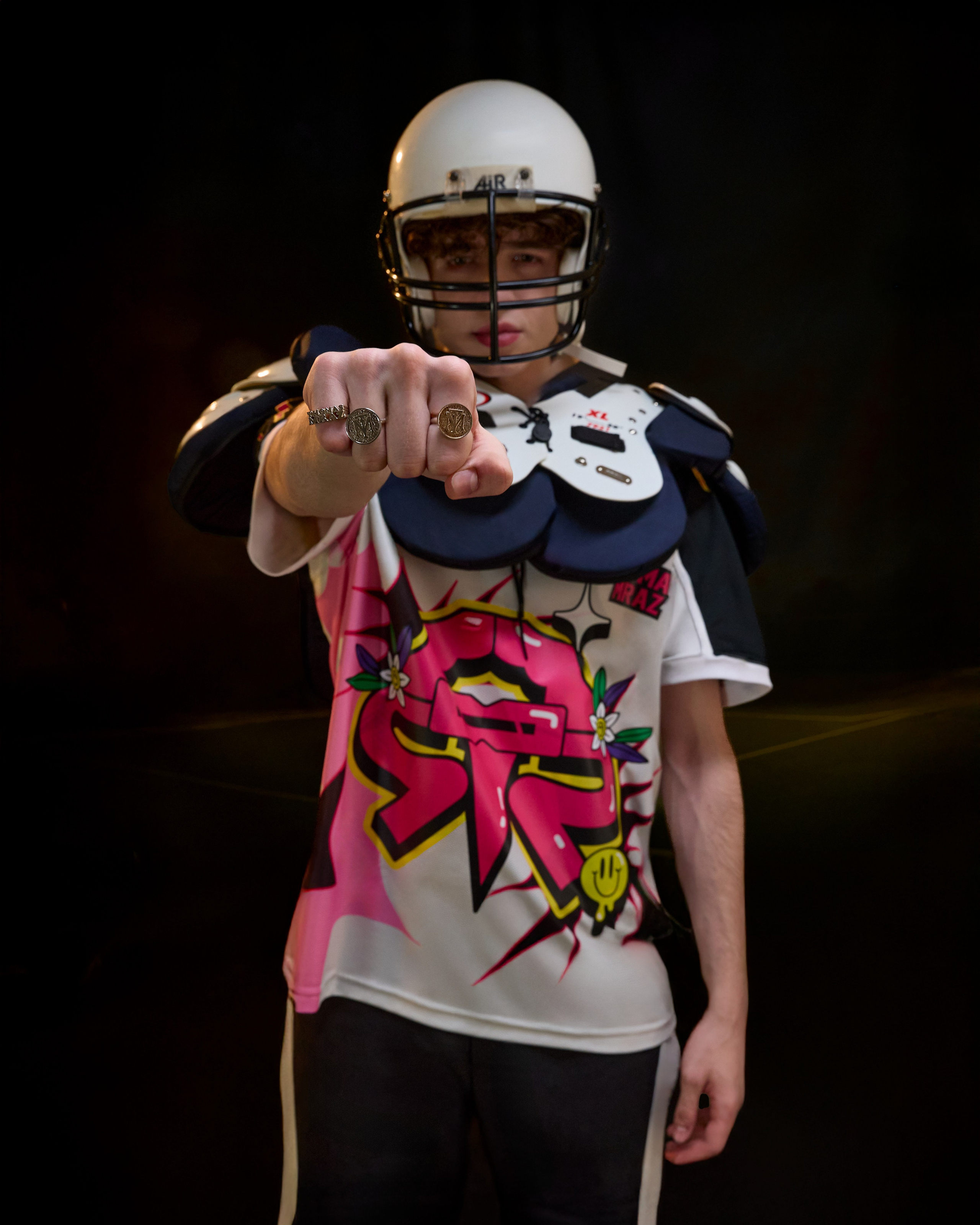 Thomas Mraz. Святослав Лебедев | Рекламный фотограф — Коммерческая съемка, Арт-дирекшн, AI-интеграция