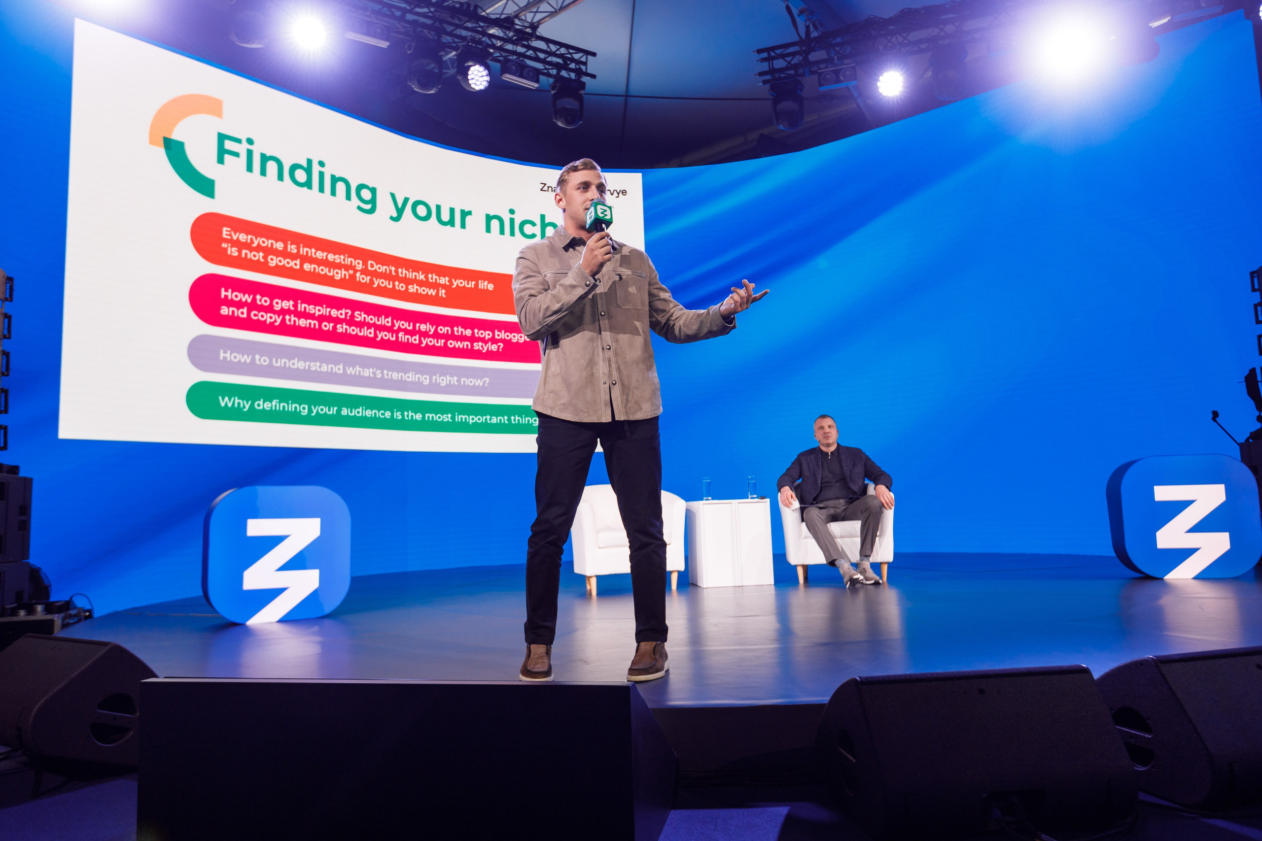 Всемирный фестиваль молодёжи 2024 в России. Репортажный фотограф в Москве, Сочи и Санкт-Петербурге