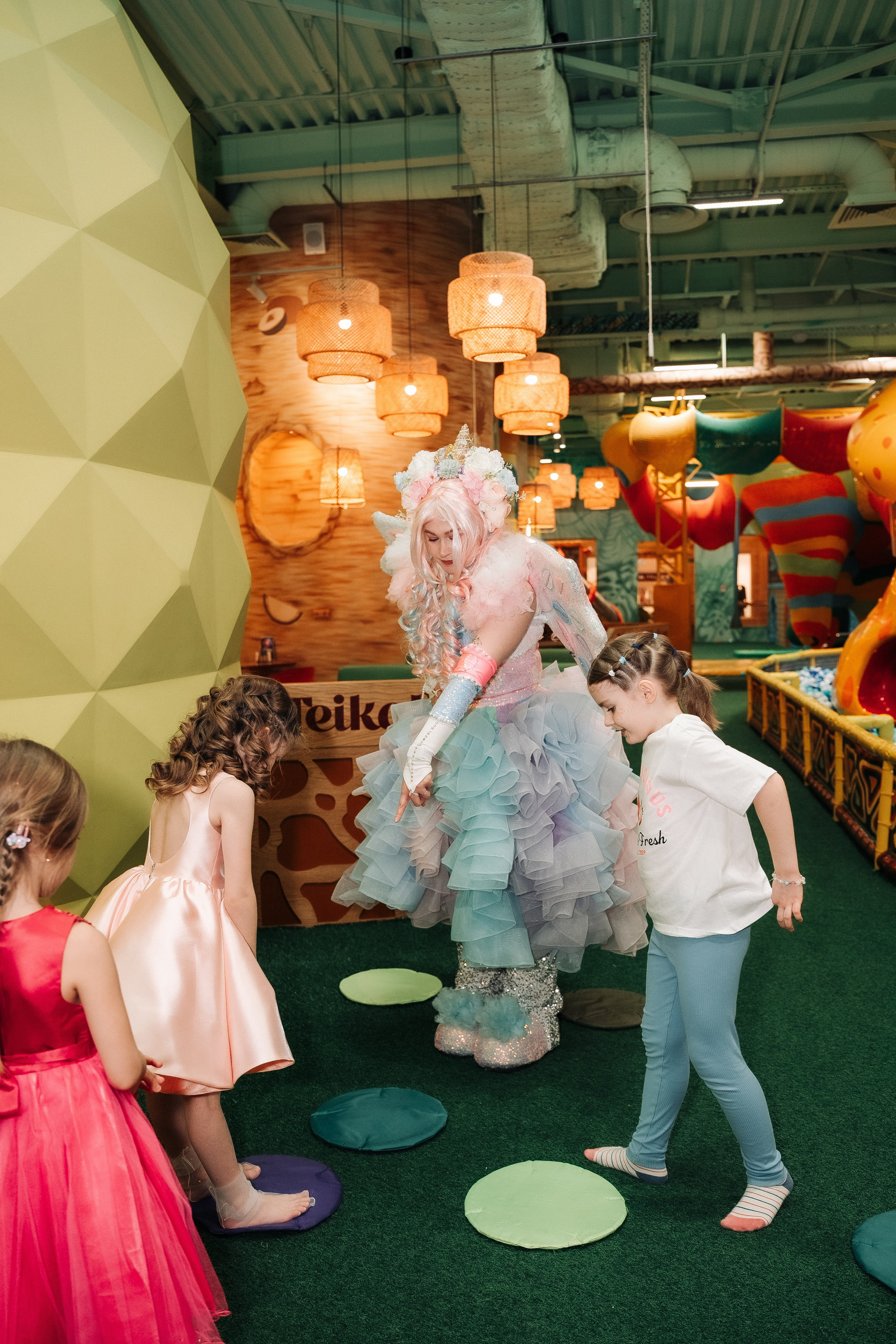 День рождения в Takaboom Vegas Крокус Сити. Свадебный и семейный фотограф в Москве и МО Геннадий Туманцев