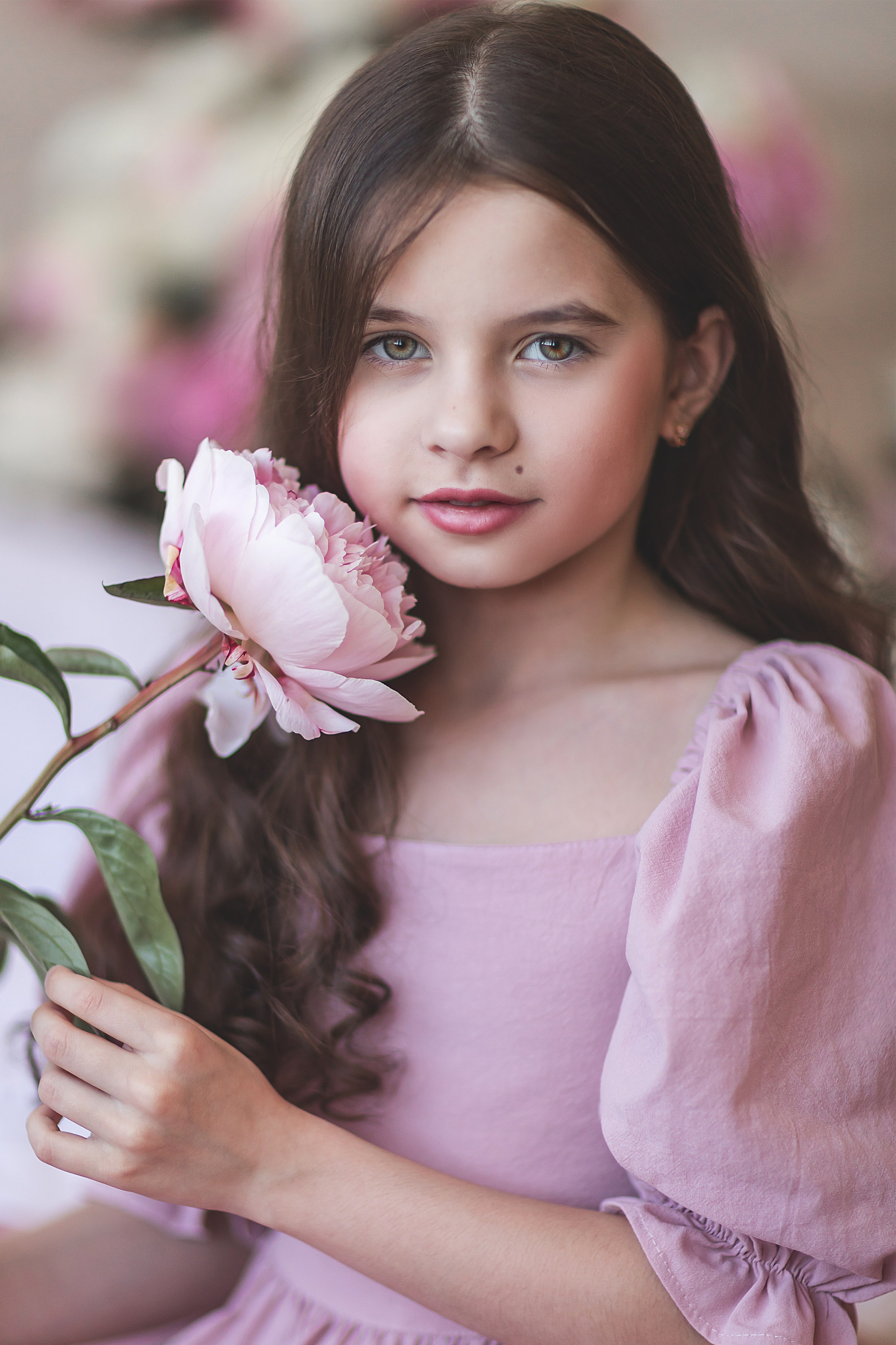 Пионы в студии. Семейный и детский фотограф Краснодар Валерия Власенко