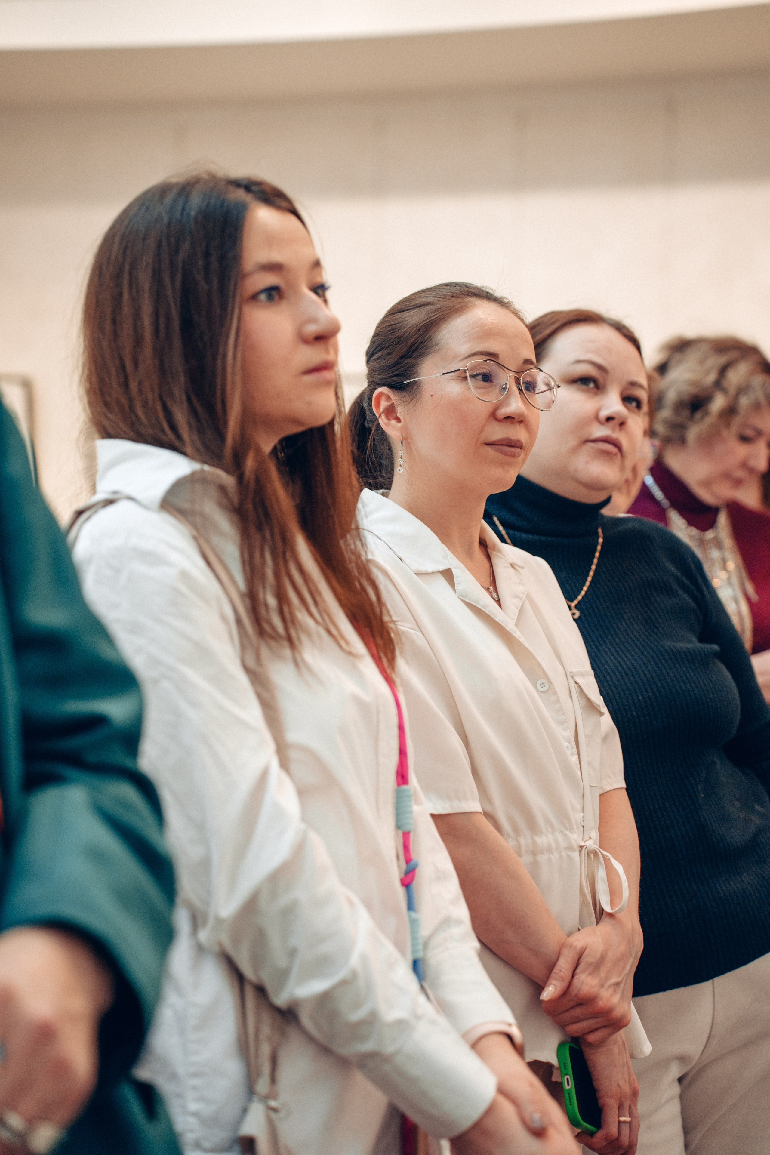 Открытие выставочного проекта «Я + Искусство = ЮГРА». Лайфстайл фотограф в Ханты-Мансийске Мария Шишкина