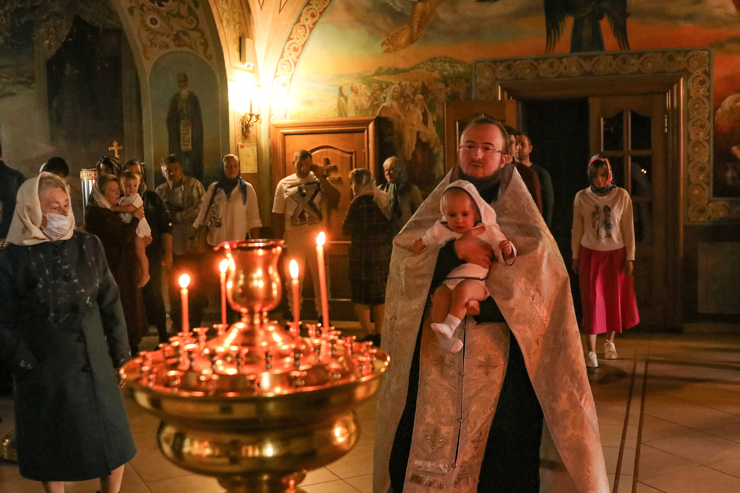 Крещение. Семейный и детский фотограф в Краснознаменске Виктория Санкина