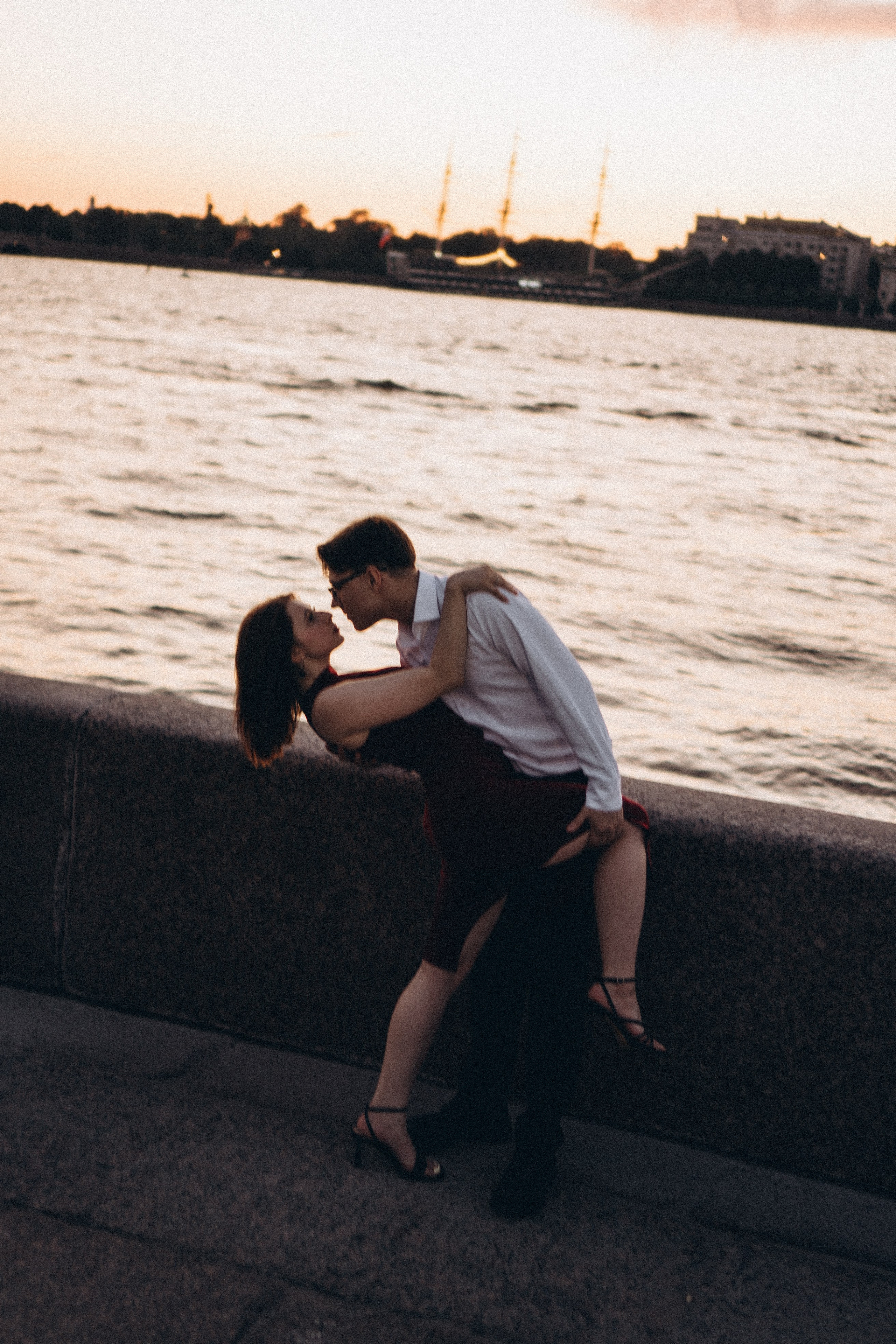 ПРОГУЛКА НА ЗАКАТЕ. Профессиональный фотограф, Санкт-Петербург — Виктория Богомолова