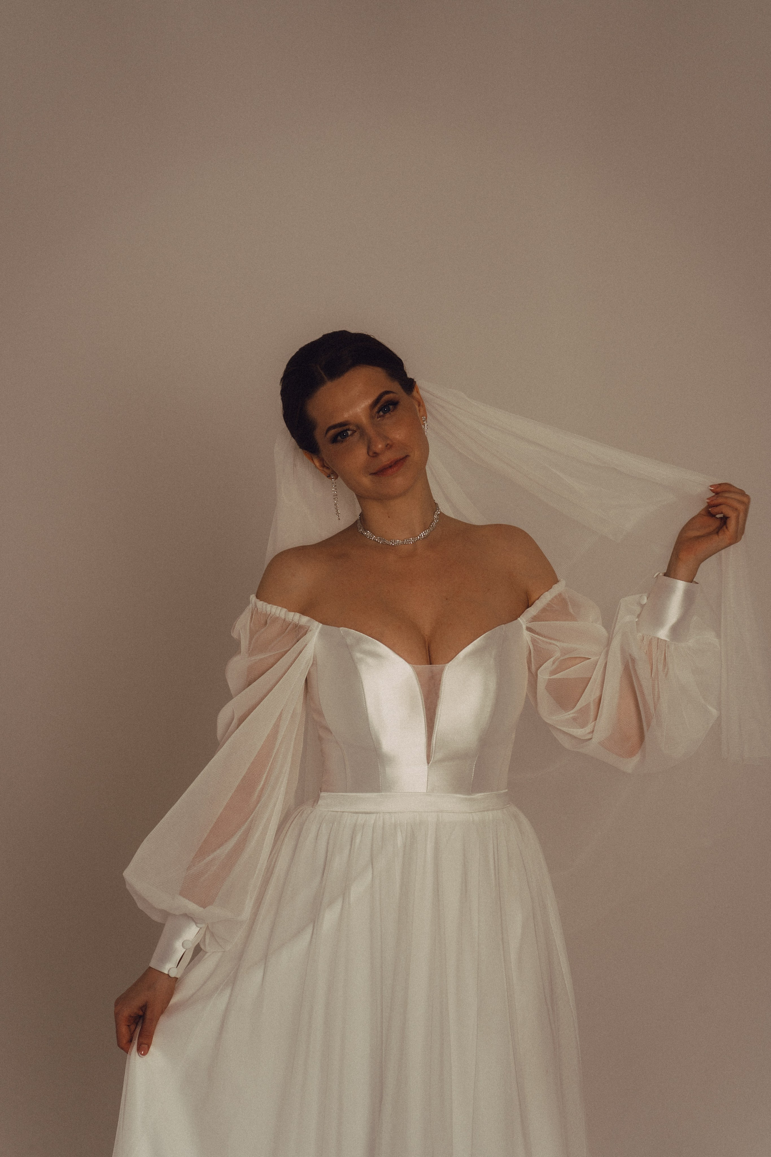 СВАДЕБНАЯ СЬЕМКА ВО ВТОРОМ ДВОРЦЕ (ДЕКАБРЬ) ТАКЖЕ СЬЕМКА В СТУДИИ НА ЧЕРНЫШЕВСКОЙ. Профессиональный фотограф, Санкт-Петербург — Виктория Богомолова