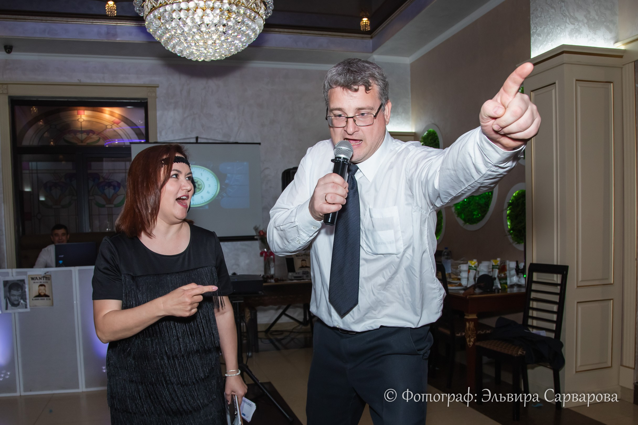 Гангстерская вечеринка в стиле 1920-х. Репортажный Фотограф