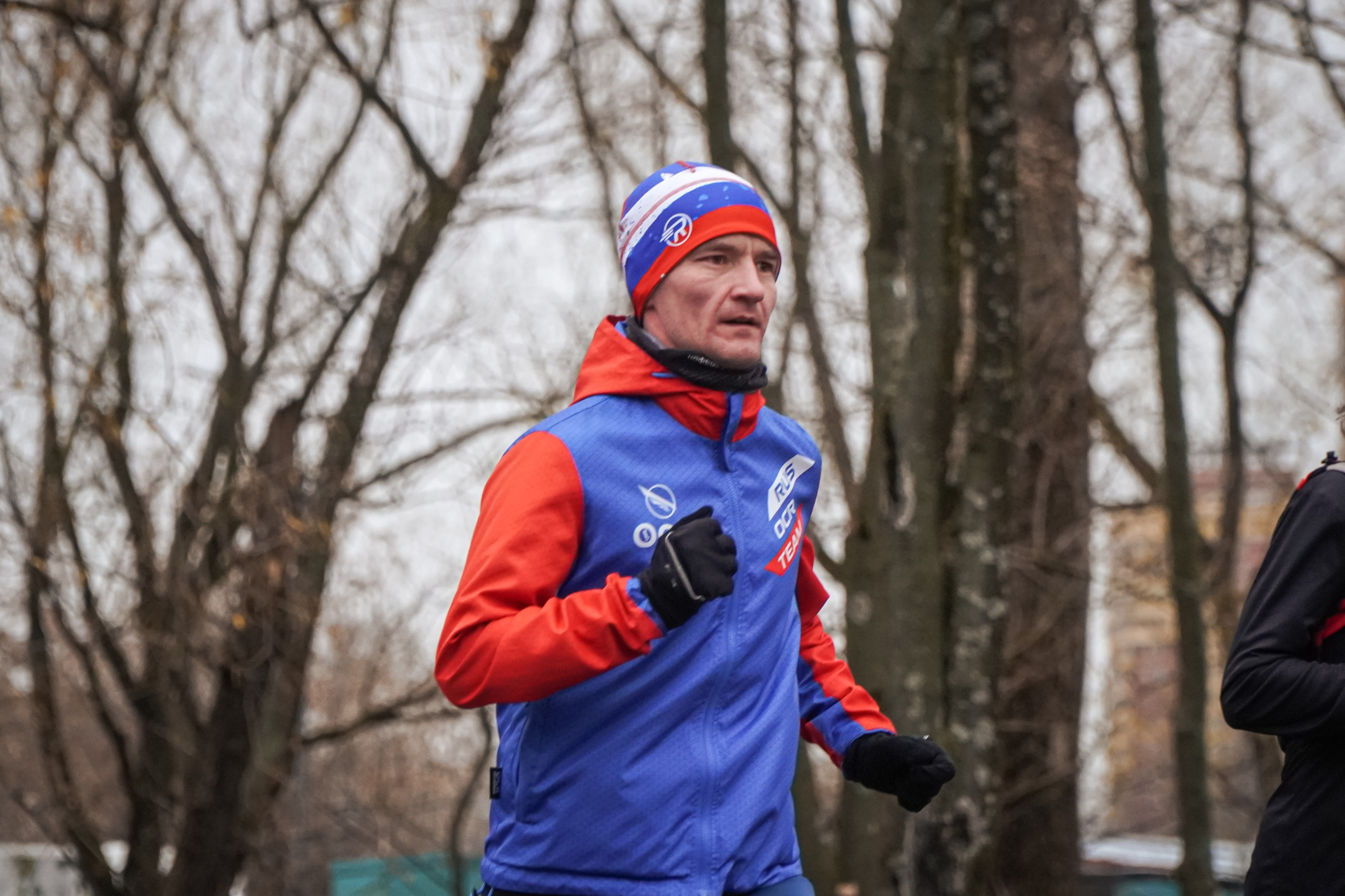 5 вёрст Реутов 16.11.2024. Роман Капилюшов. Бег. Фото. Видео. г. Люберцы