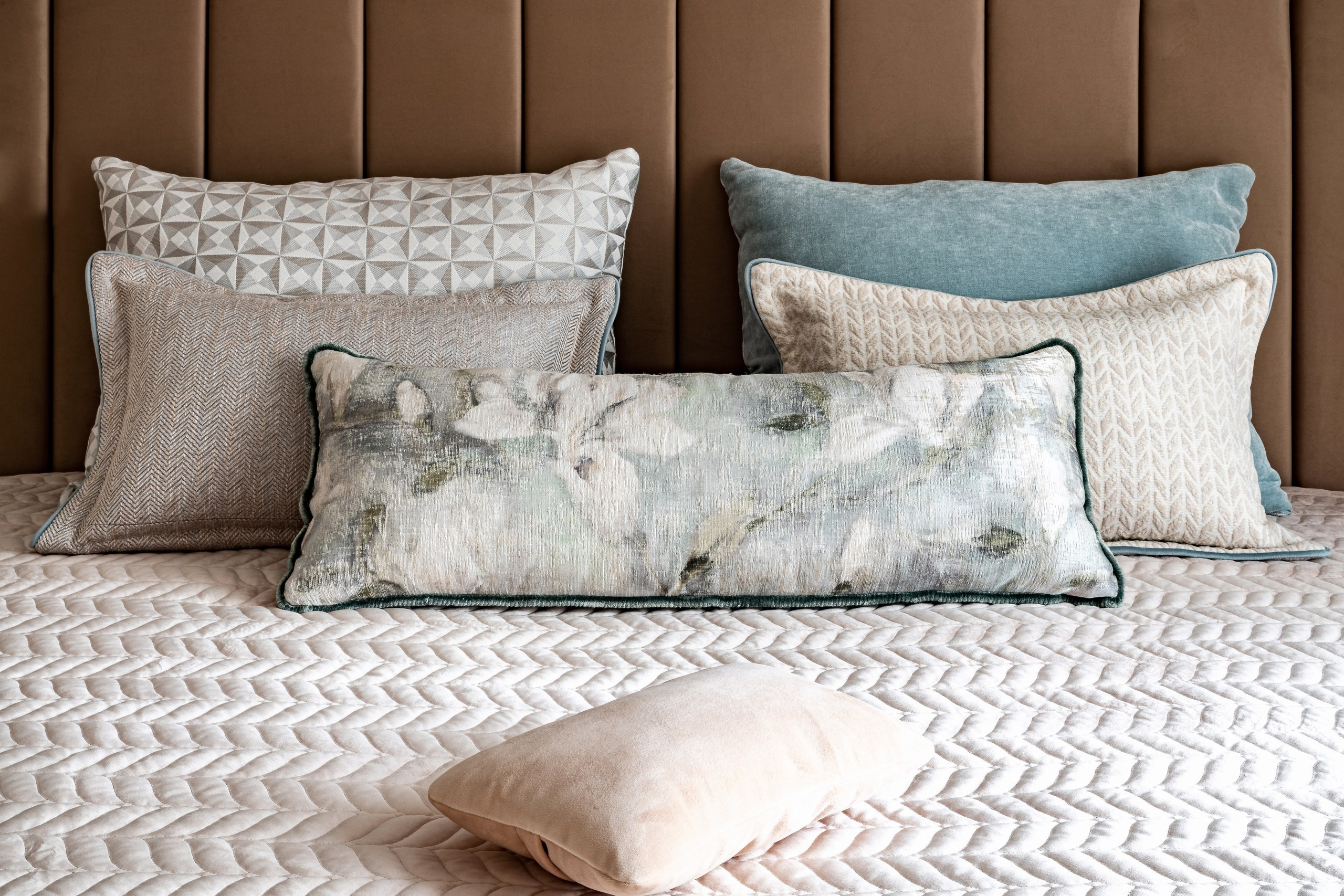 Комплект подушек декоративных