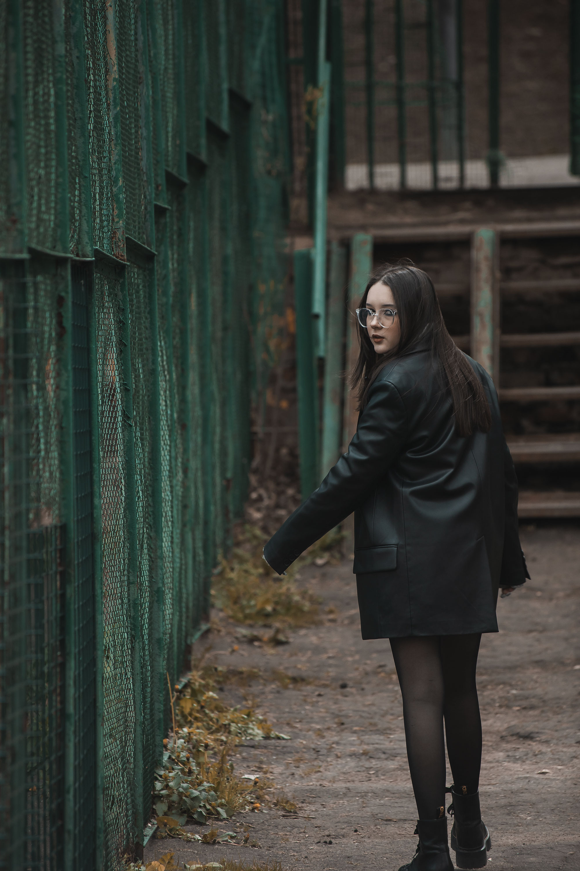 Во дворе сталинской высотки. Семейный, индивидуальный фотограф в Москве Ангели Марина