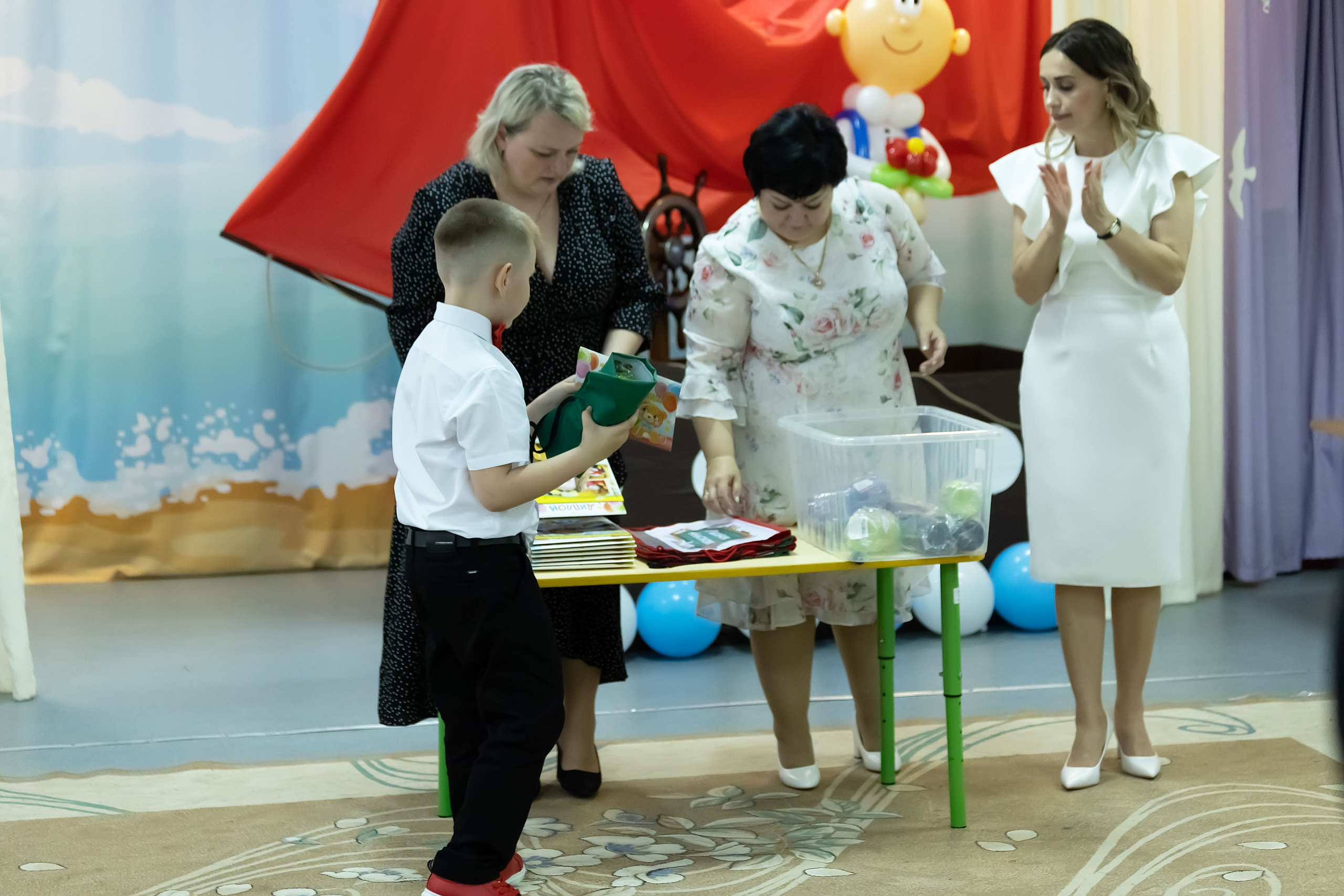 Выпускной Детский сад «Малинка». Семейный, индивидуальный фотограф в Москве Ангели Марина