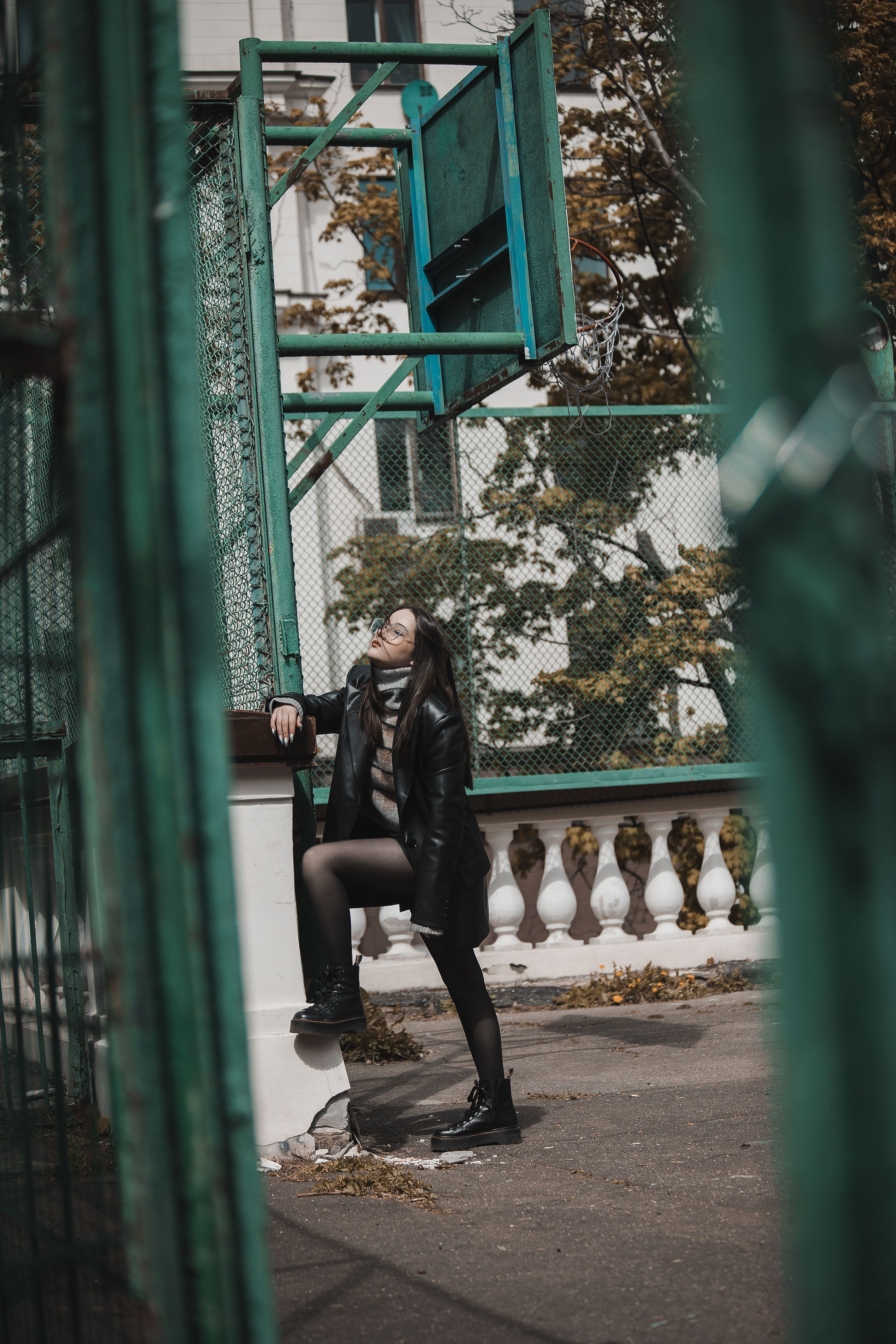 Во дворе сталинской высотки. Семейный, индивидуальный фотограф в Москве Ангели Марина