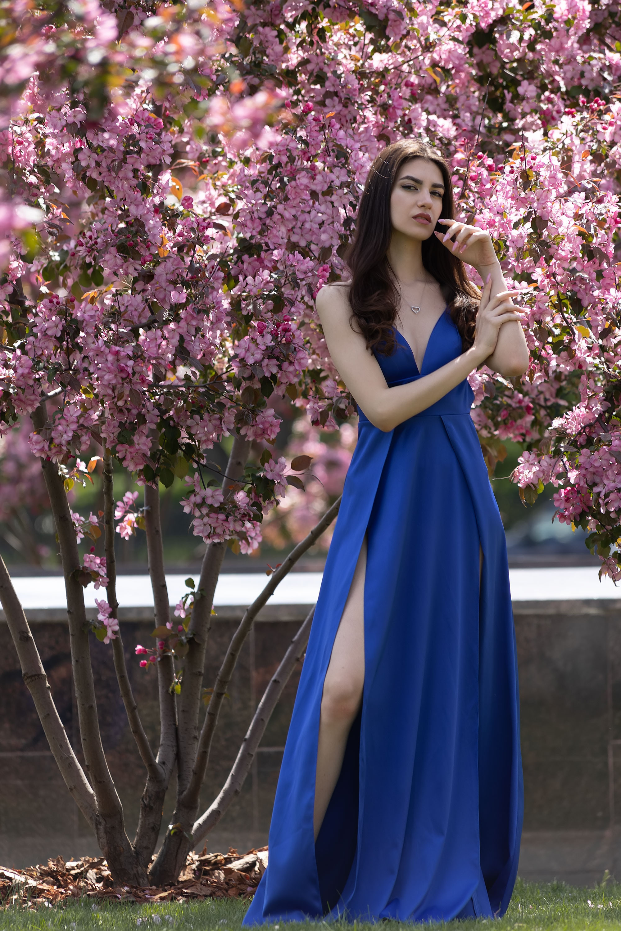 Фотосессия в розовых яблонях. Семейный, индивидуальный фотограф в Москве Ангели Марина