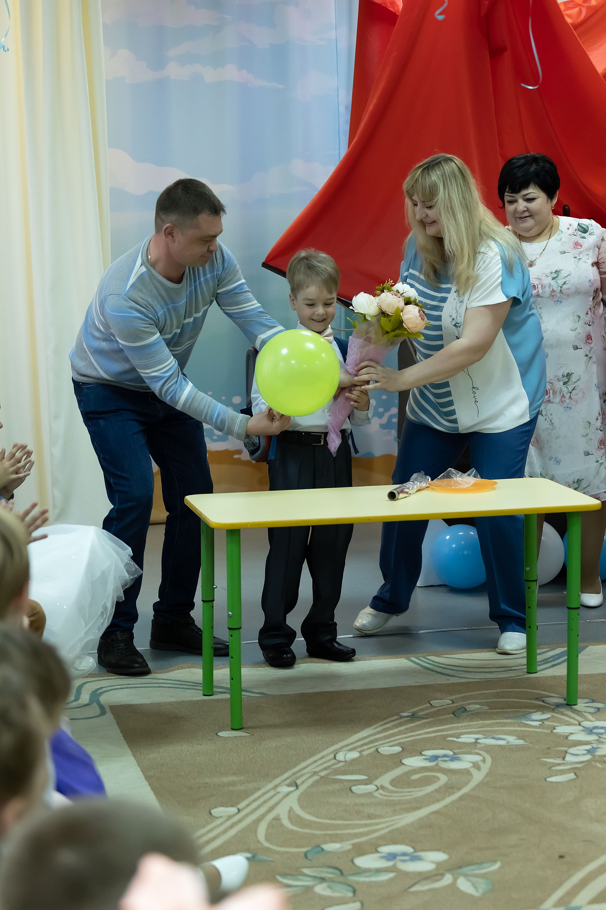 Выпускной Детский сад «Малинка». Семейный, индивидуальный фотограф в Москве Ангели Марина