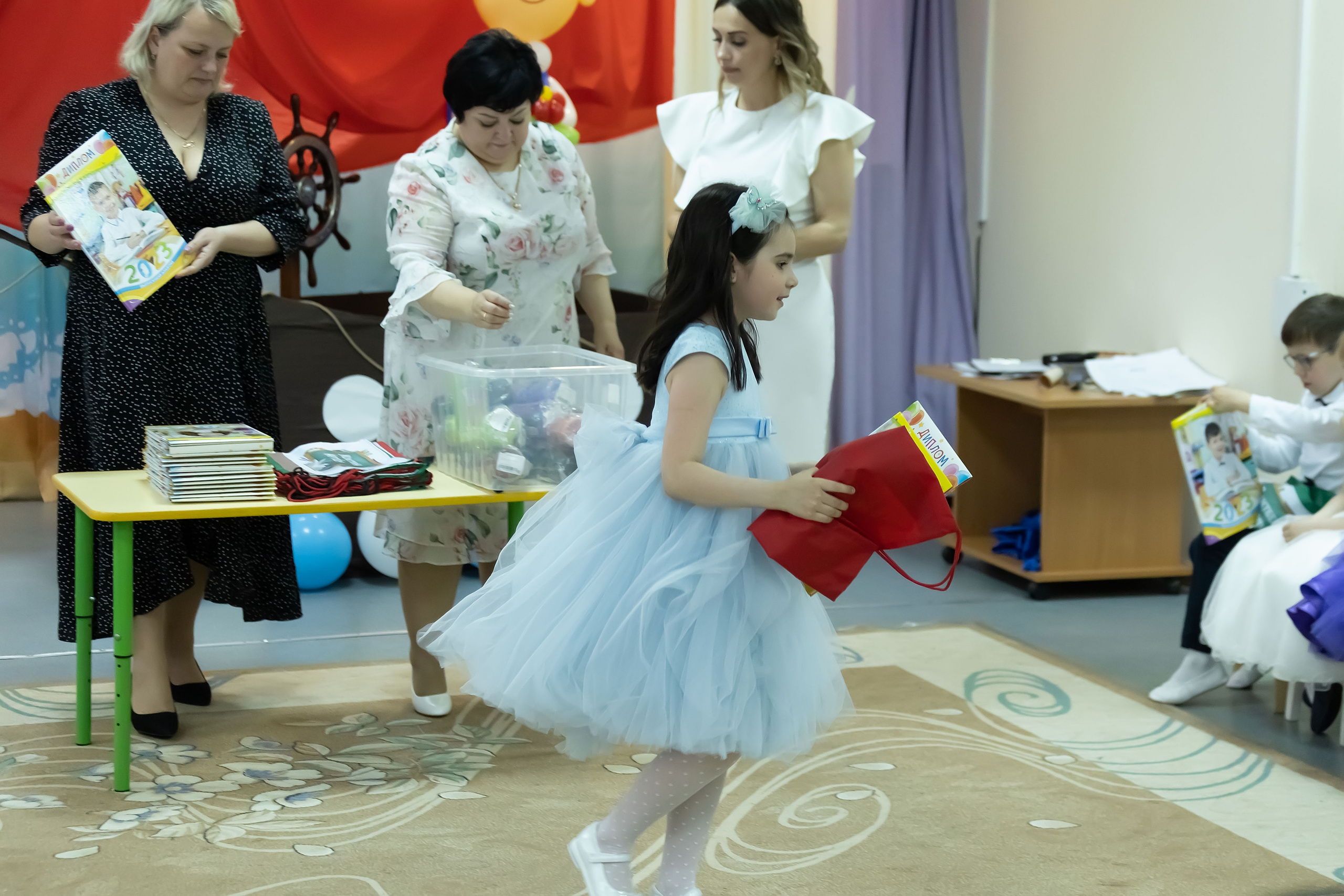 Выпускной Детский сад «Малинка». Семейный, индивидуальный фотограф в Москве Ангели Марина