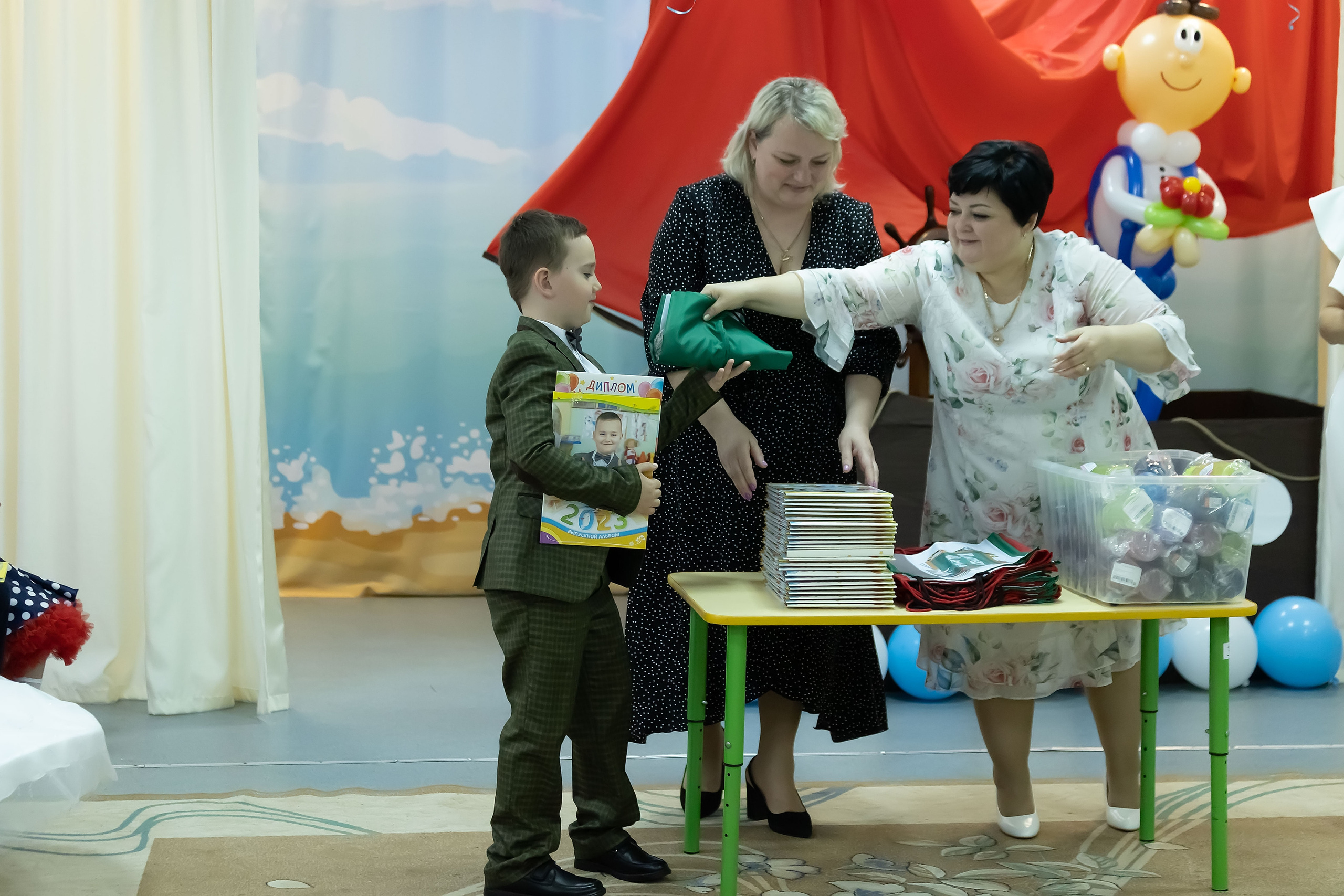 Выпускной Детский сад «Малинка». Семейный, индивидуальный фотограф в Москве Ангели Марина