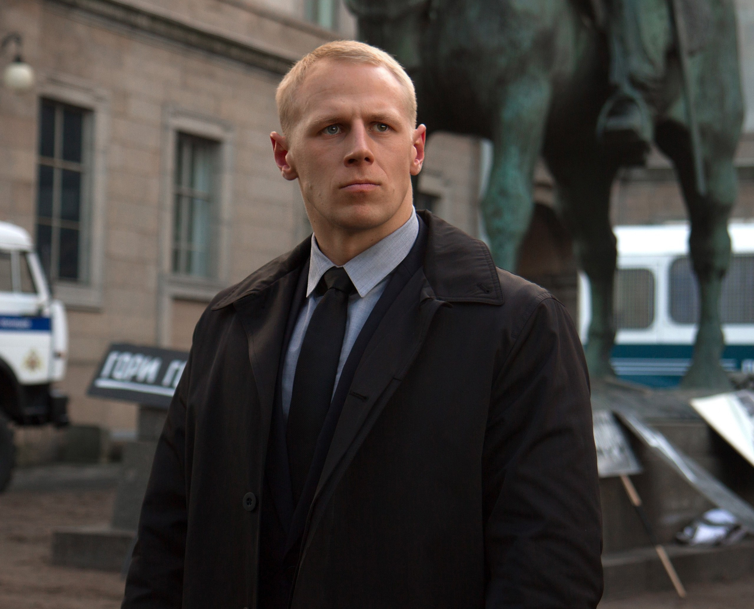 Михаил, 186 рост, 50-52. KED Production — продакшн из СПб. Создаём фото, видео и контент, который помогает брендам и селлерам продавать больше